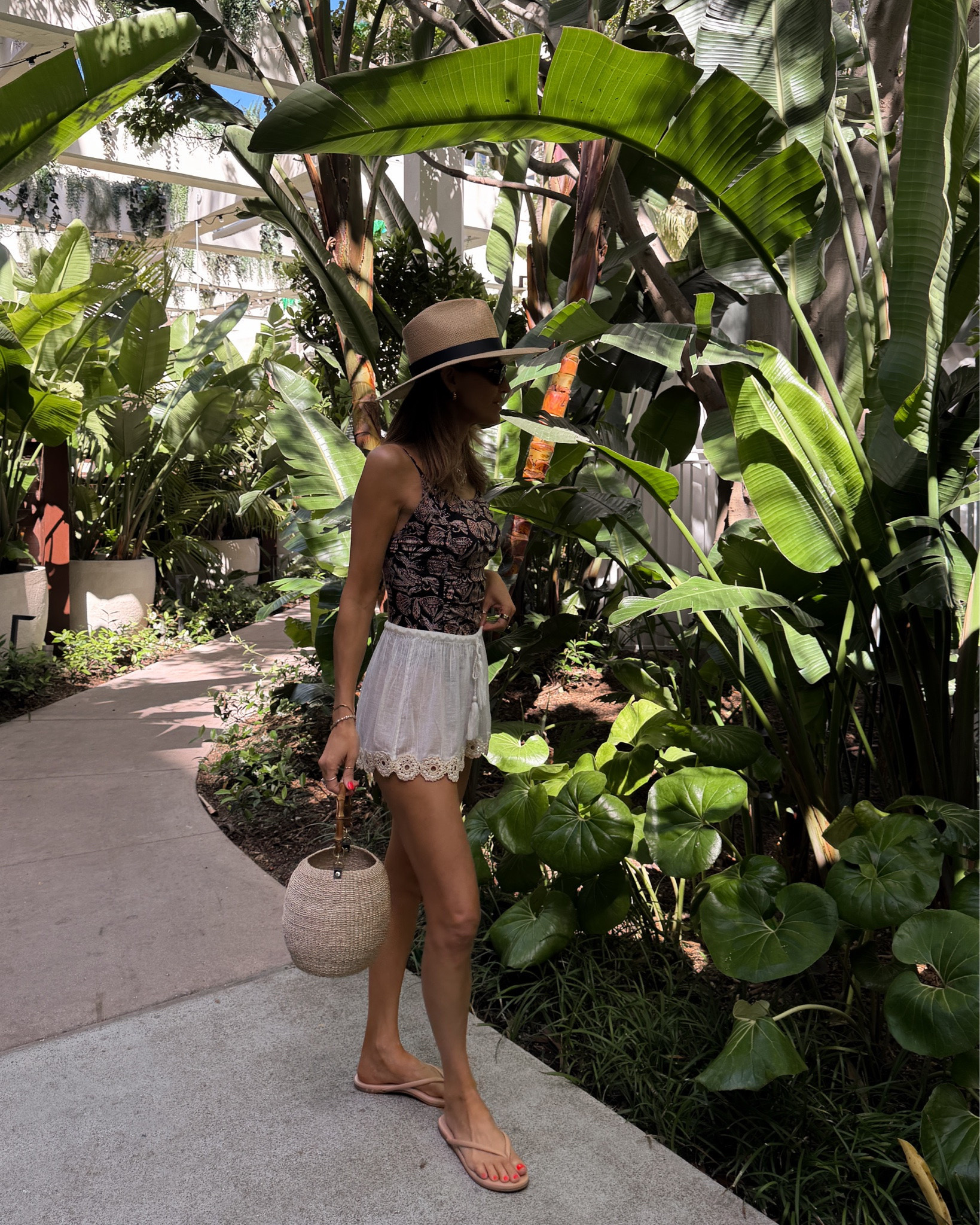 Breaking out this gorgeous one piece with ruching on the sides and an open back for a super flattering look and 25% off now — size small on suit and xs on bottoms

#LTKSaleAlert #LTKSeasonal #LTKSwim