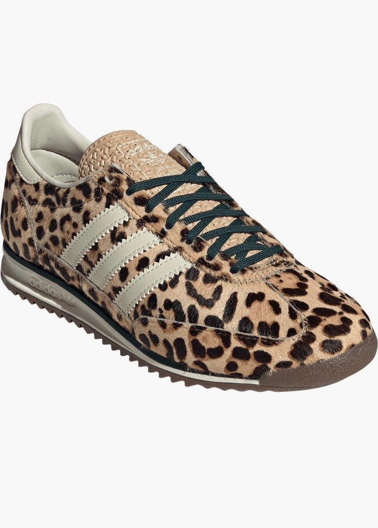 Adidas Sneakers 

#LTKOver40 #LTKTravel #LTKFindsUnder100