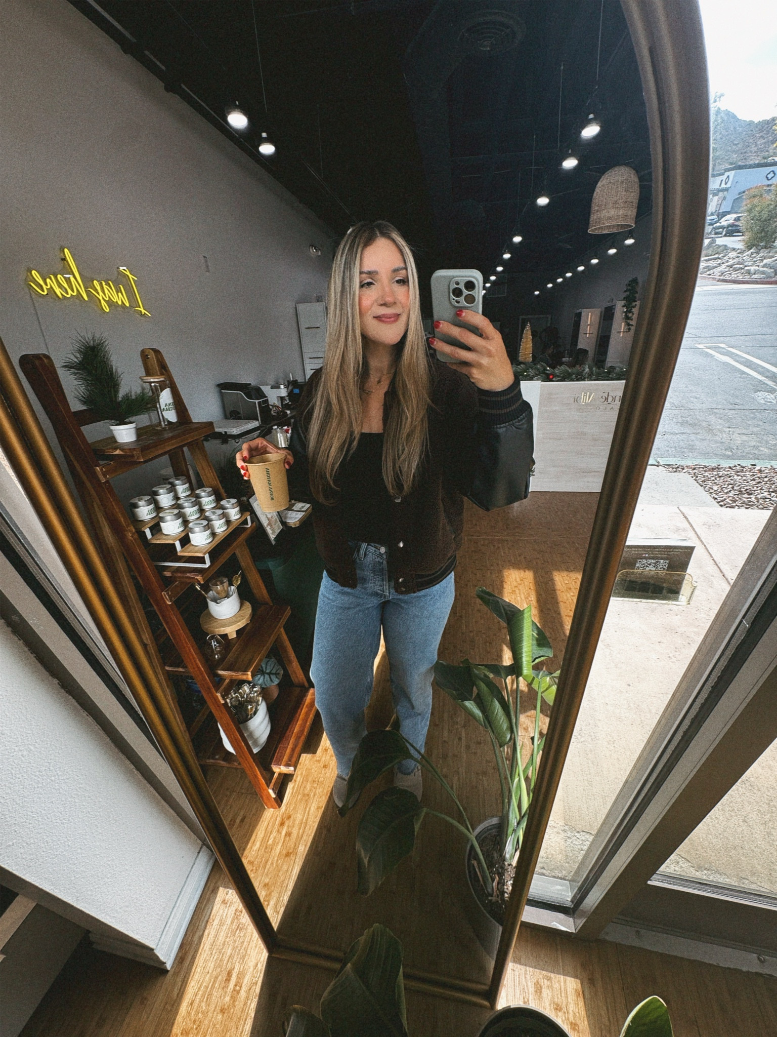 Work flow at the matcha bar. Sherpa bomber jacket is Steve Madden however I linked a cute look alike from anthro 💚


#LTKSaleAlert #LTKStyleTip #LTKHoliday