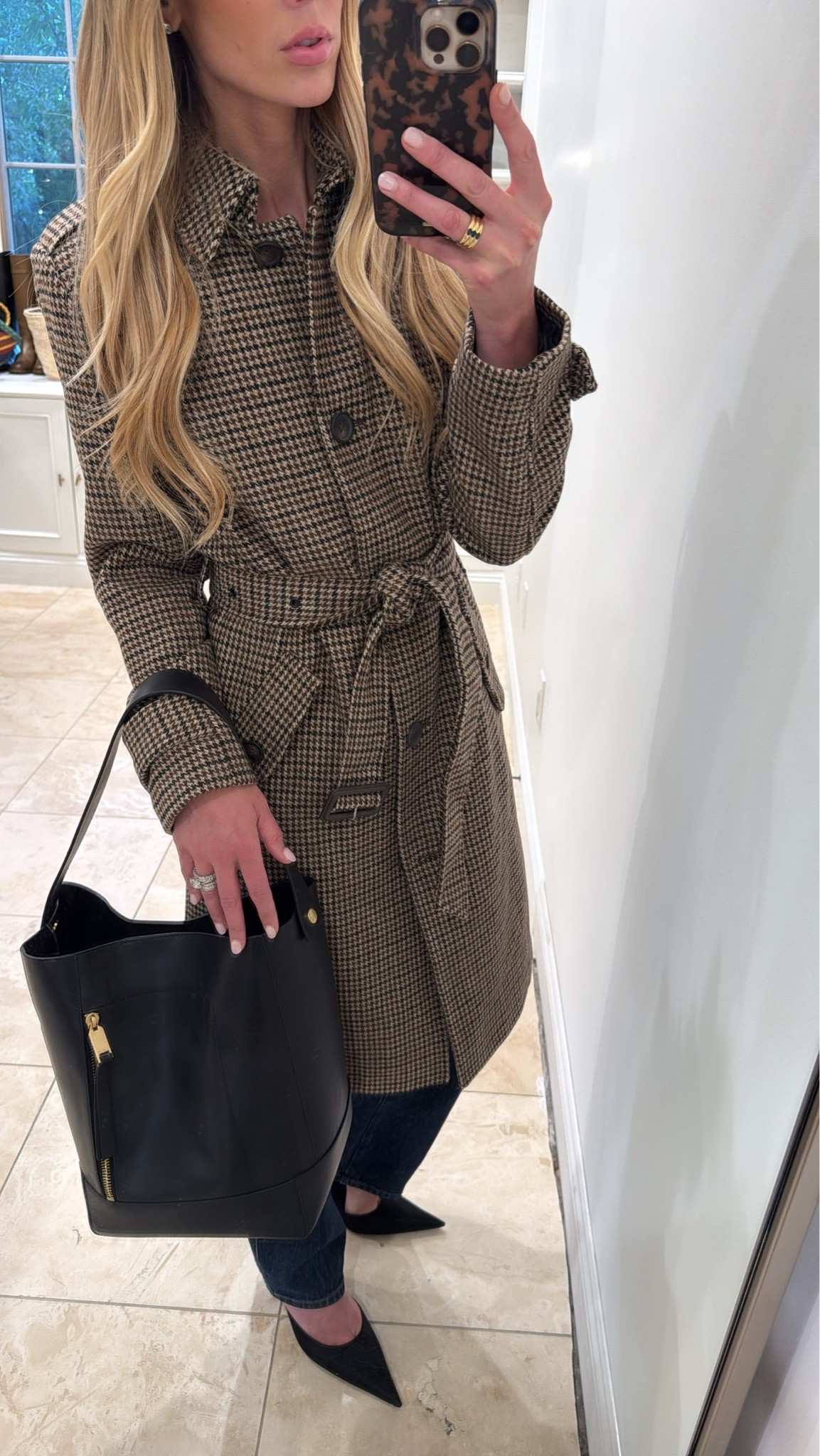 My favorite coat of the whole sale

#LTKmomlife #LTKSaleAlert