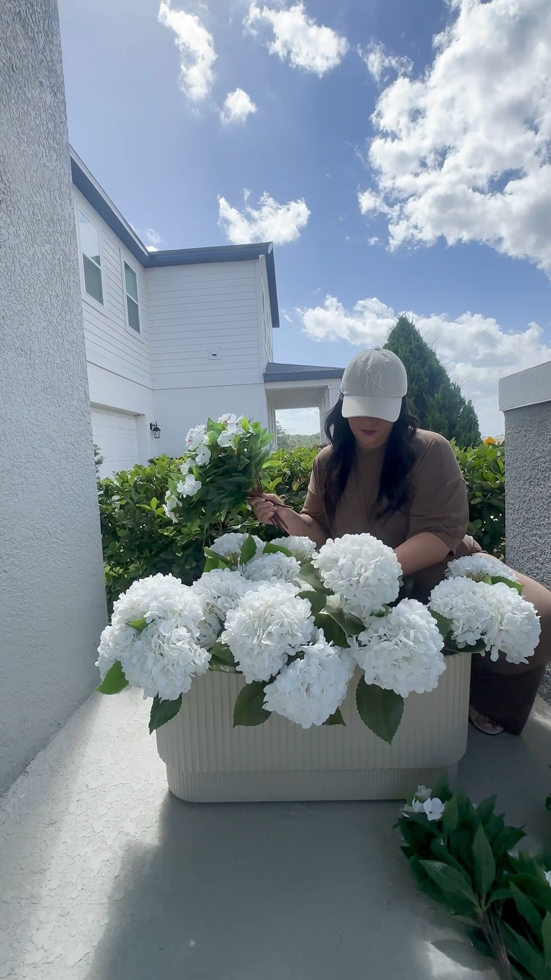 Looove these fluted planters!! Available in different colors ❤️❤️



Home
Outdoor home
Outdoor patio planters
Summer outdoor 
Home decor 
Viral fluted planter

#LTKHome #LTKSaleAlert #LTKvlog