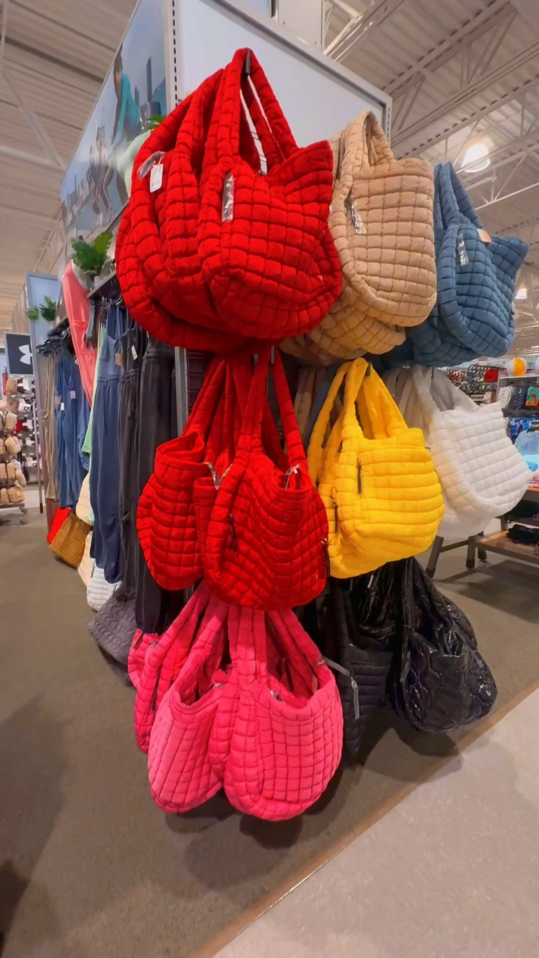 Dicks Quilted Bags 😍

#LTKItBag #LTKU #LTKFindsUnder100