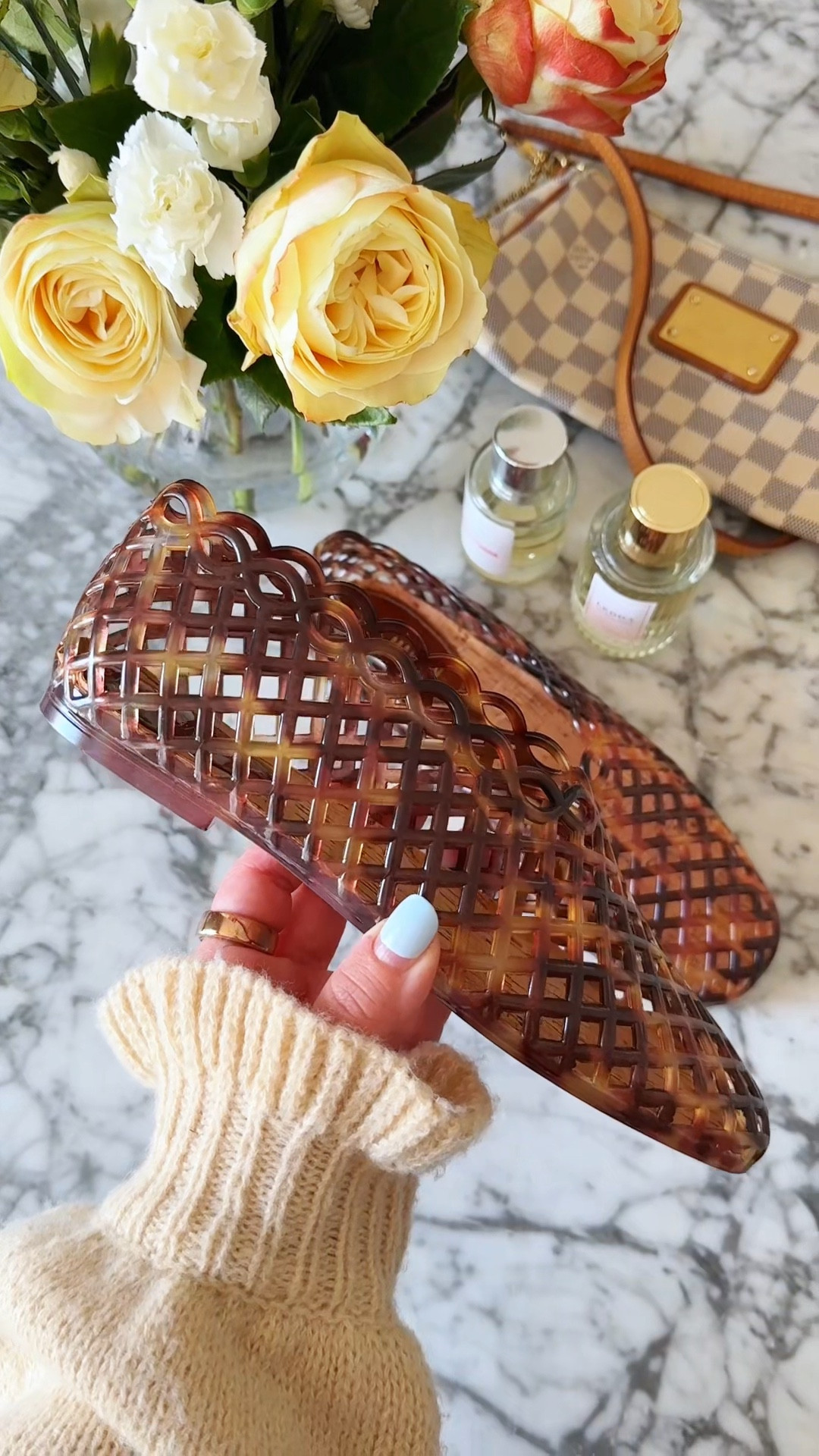 These instantly elevate any outfit — especially neutrals 🤎 shop their  friends and family sale with the code friends at checkout, and if you are in between sizes, size down! ￼

@Steve Madden US 

steve madden grove flats tortoise, woven flats women summer shoes, elevated casual shoes women, neutral outfit shoes women chic, spring summer flats stylish women, mom style outfit shoes casual chic, designer inspired flats tortoise, effortless outfit shoes women, coastal grandma style shoes flats, breathable summer shoes women stylish, everyday chic flats women outfit, woven jelly flats trend 2026, minimal outfit shoes women elevated, casual luxury style shoes women, trendy flats women neutral aesthetic

#LTKmomlife #LTKootd #LTKSeasonal