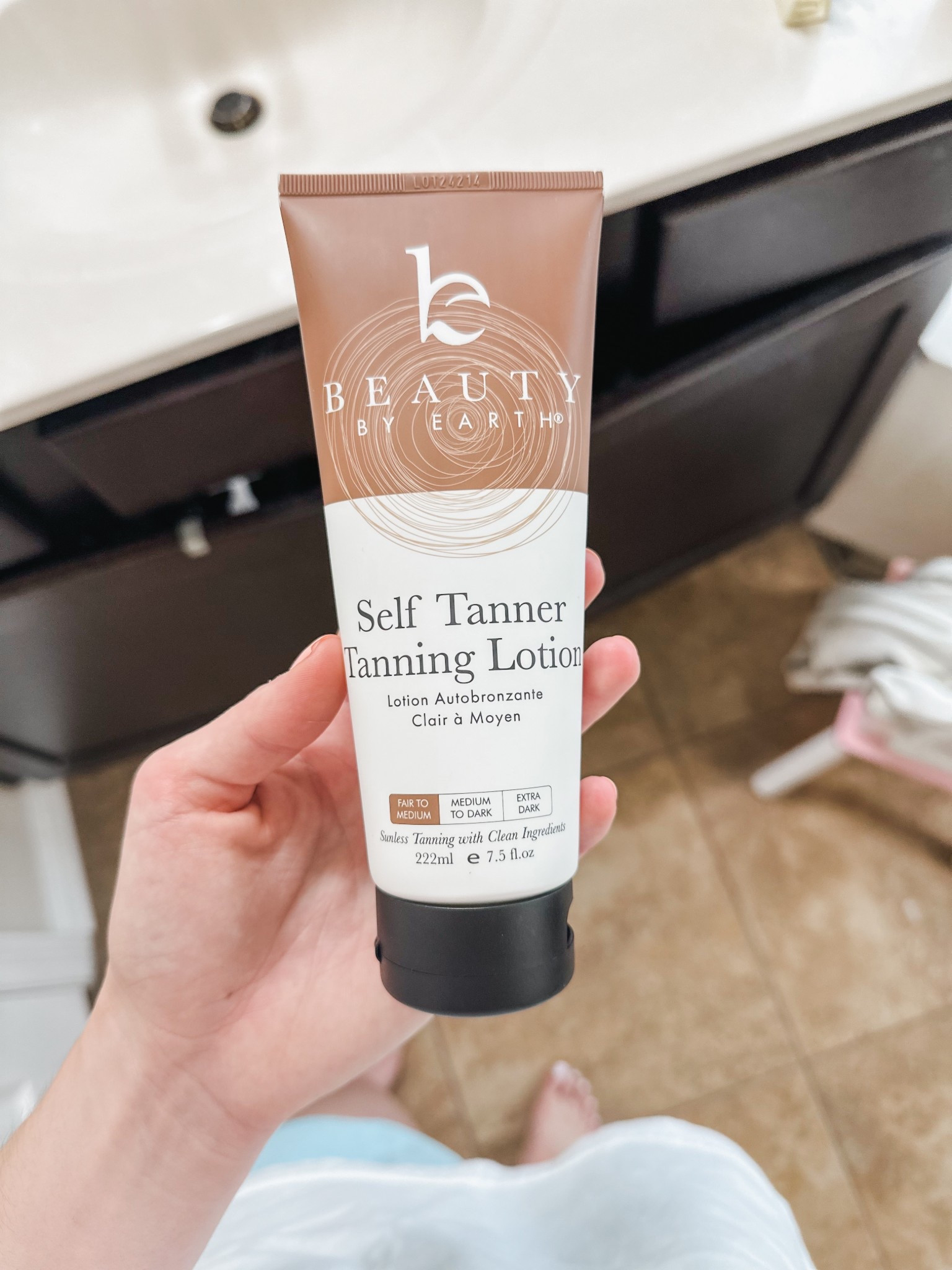 Non-toxic self tanner I’ve been using!!

#LTKBeauty #LTKFindsUnder50