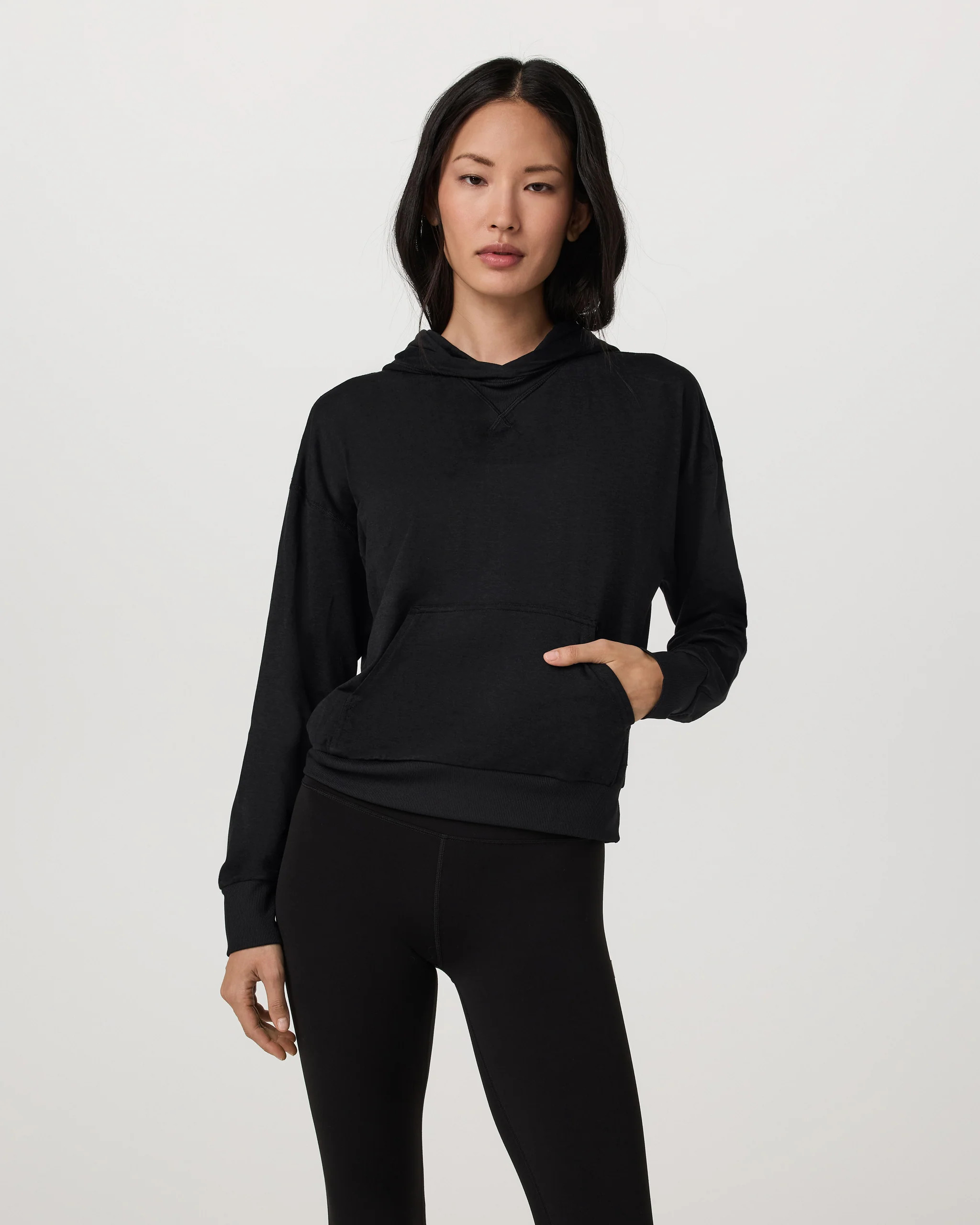 Halo Modern Pullover Hoodie | Vuori Clothing (US & Canada)