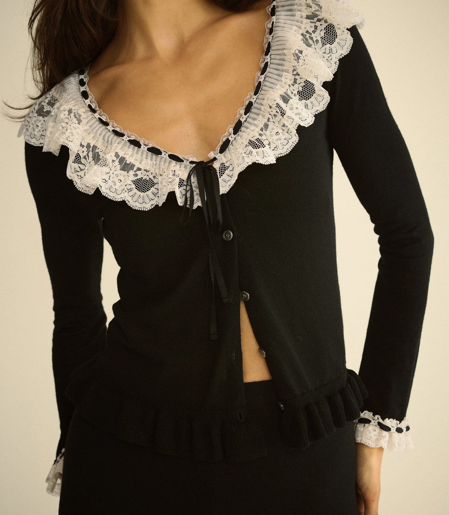 Aubrielle Cardigan - Black | D\u00d4EN | DOEN