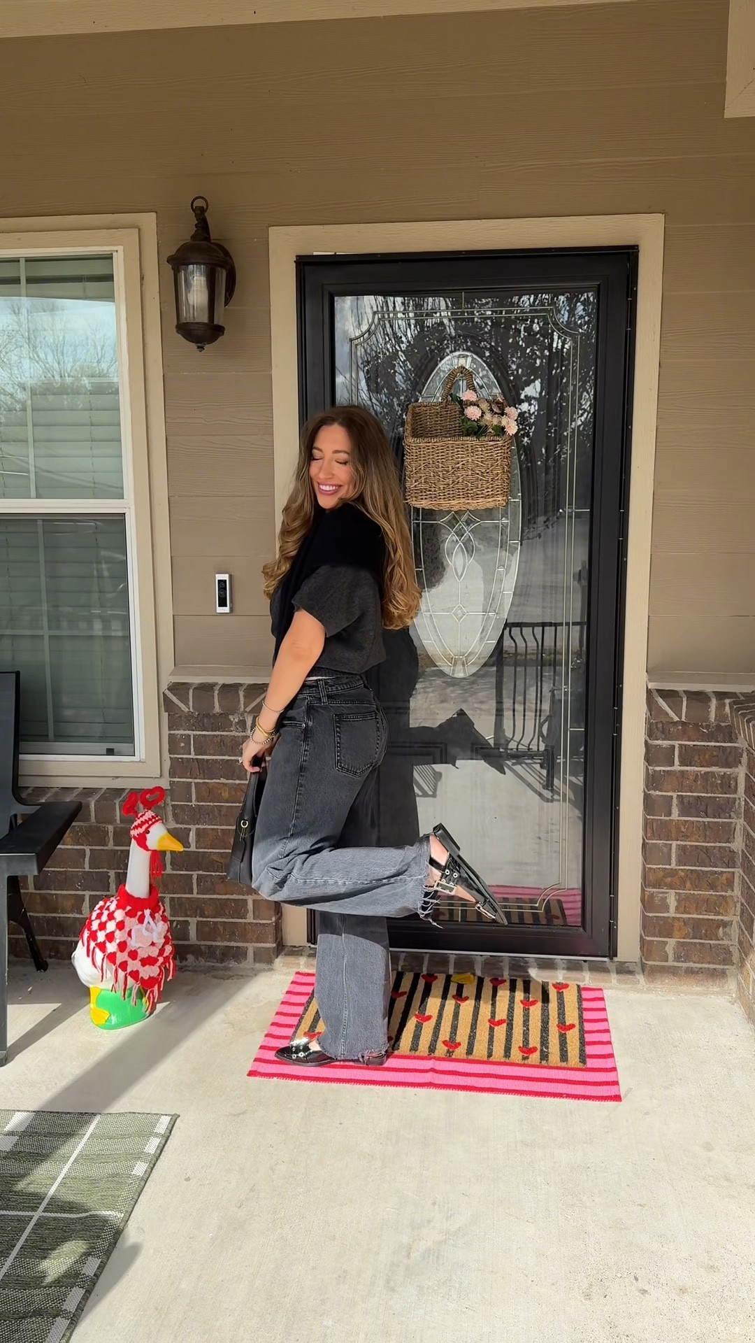 simple black & grey outfit, shirt is from Zara!

#LTKootd #LTKdayinmylife #LTKgrwm