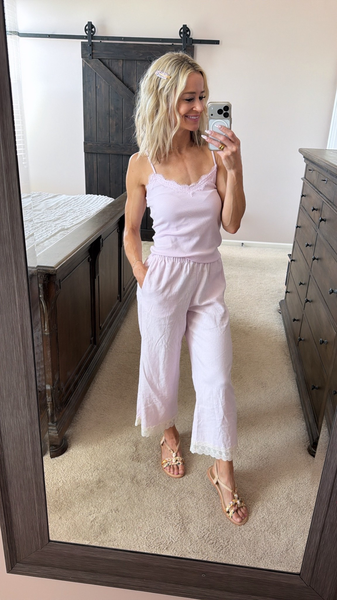 This is such a beautiful light purple/pink color. In an XS in the linen pants, and the tank. There’s a different style of tank. There is another matching option to the pants. Both are super cute!

#LTKmorningroutine #LTKOver40 #LTKTravel