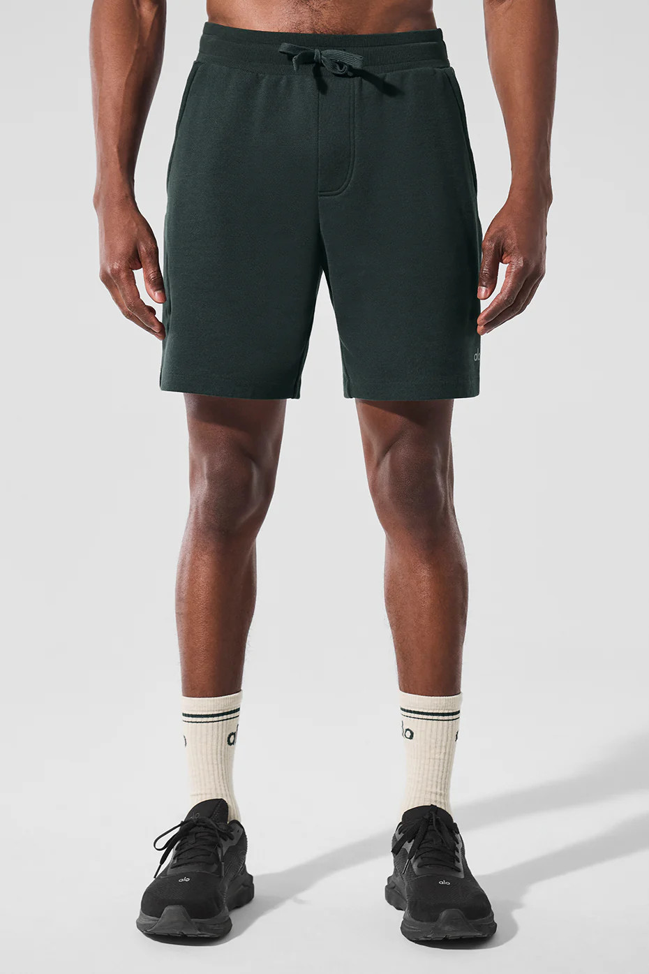 ALO | Chill Short in Charcoal Green, Size: Small | Alo Yoga (US)