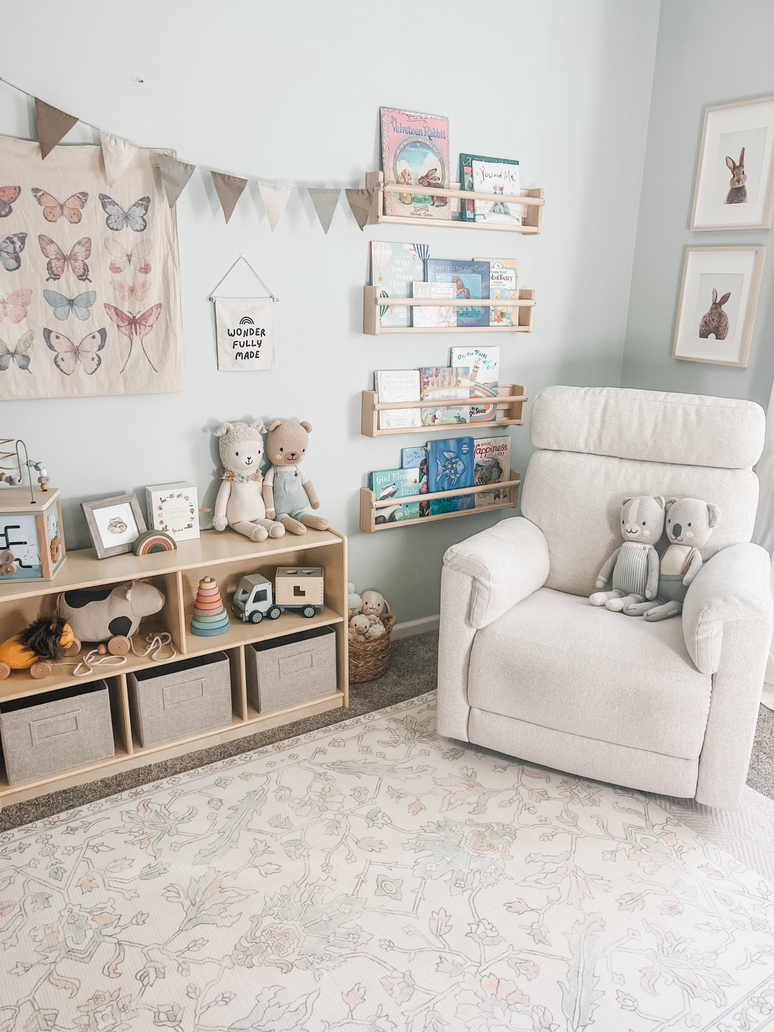 The comfiest mat that looks like a rug and feels like you’re stepping on clouds….

Nursery, baby mat, play mat, kids room, decor, neutral

#LTKKids #LTKBaby #LTKHome