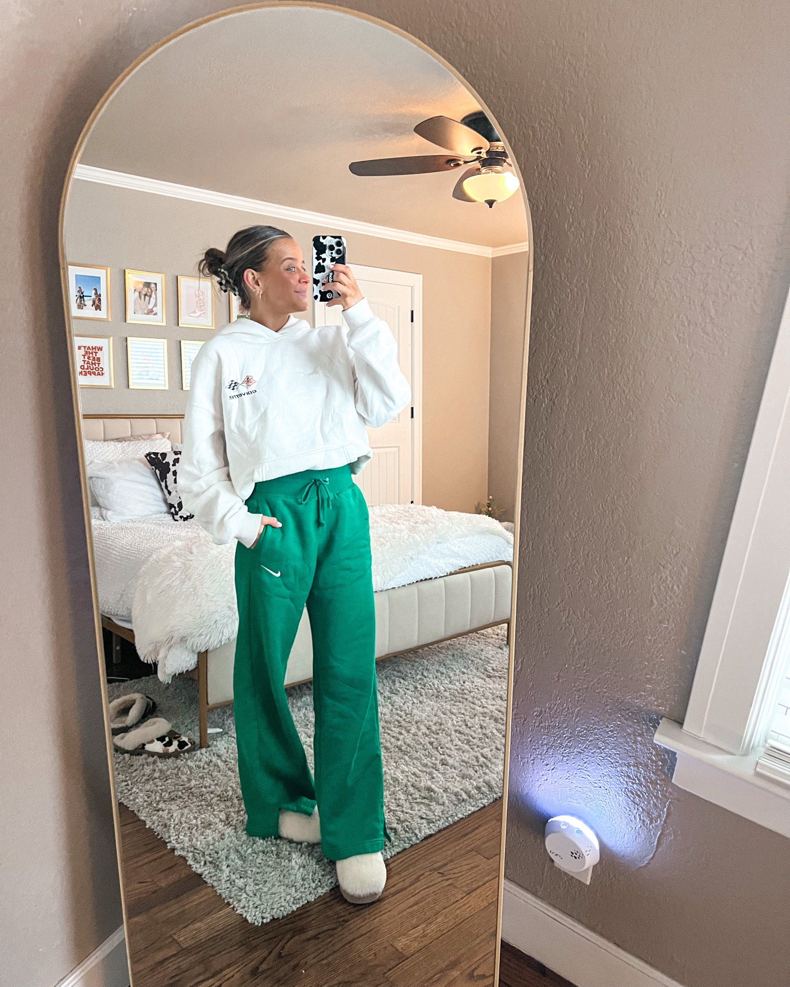 My favorites sweats EVER // leisure // daily wear // sweats

#LTKGiftGuide #LTKU #LTKSeasonal