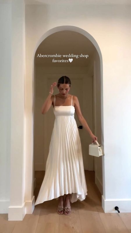 Abercrombie wedding shop is SO GOOD!  @abercrombie #AbercrombiePartner Stunning options for wedding guest, shower guest and bridal related occasions! 

I’m 5’4 and wear a xxs. Regular length fit me best especially when I added a little kitten heel! 