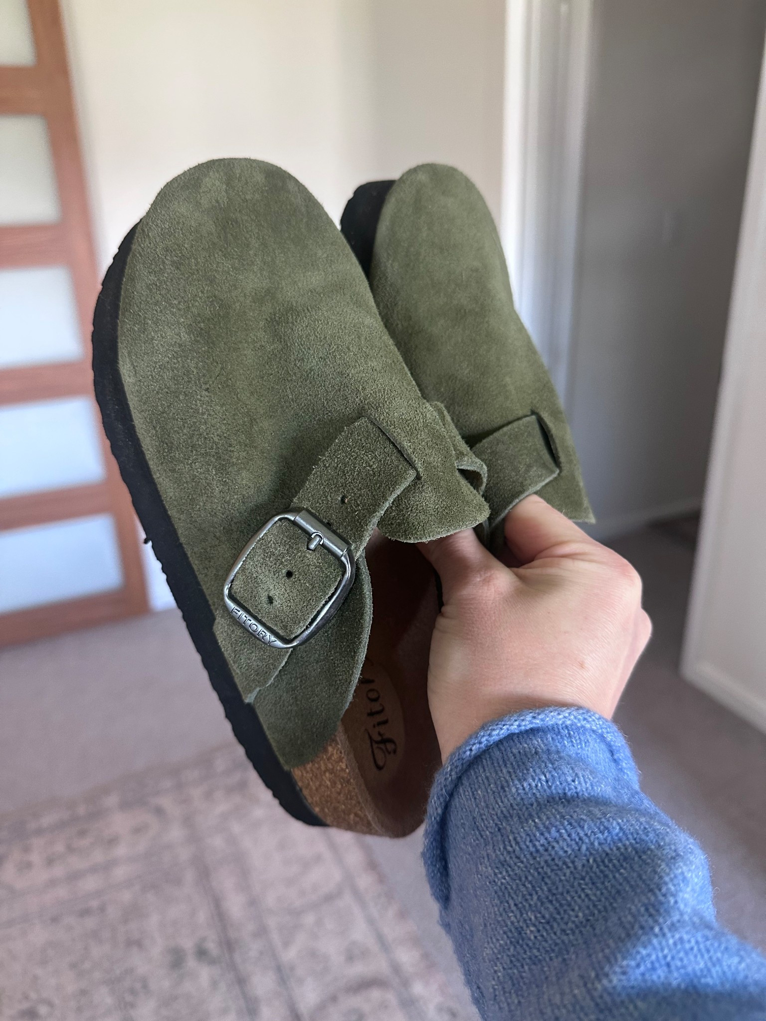 The cutest clogs! The color is sooo good 😍😍 #fitoreyshoes 

Here’s a code for 10% off! 
Fito-ry10FY 



#LTKootd