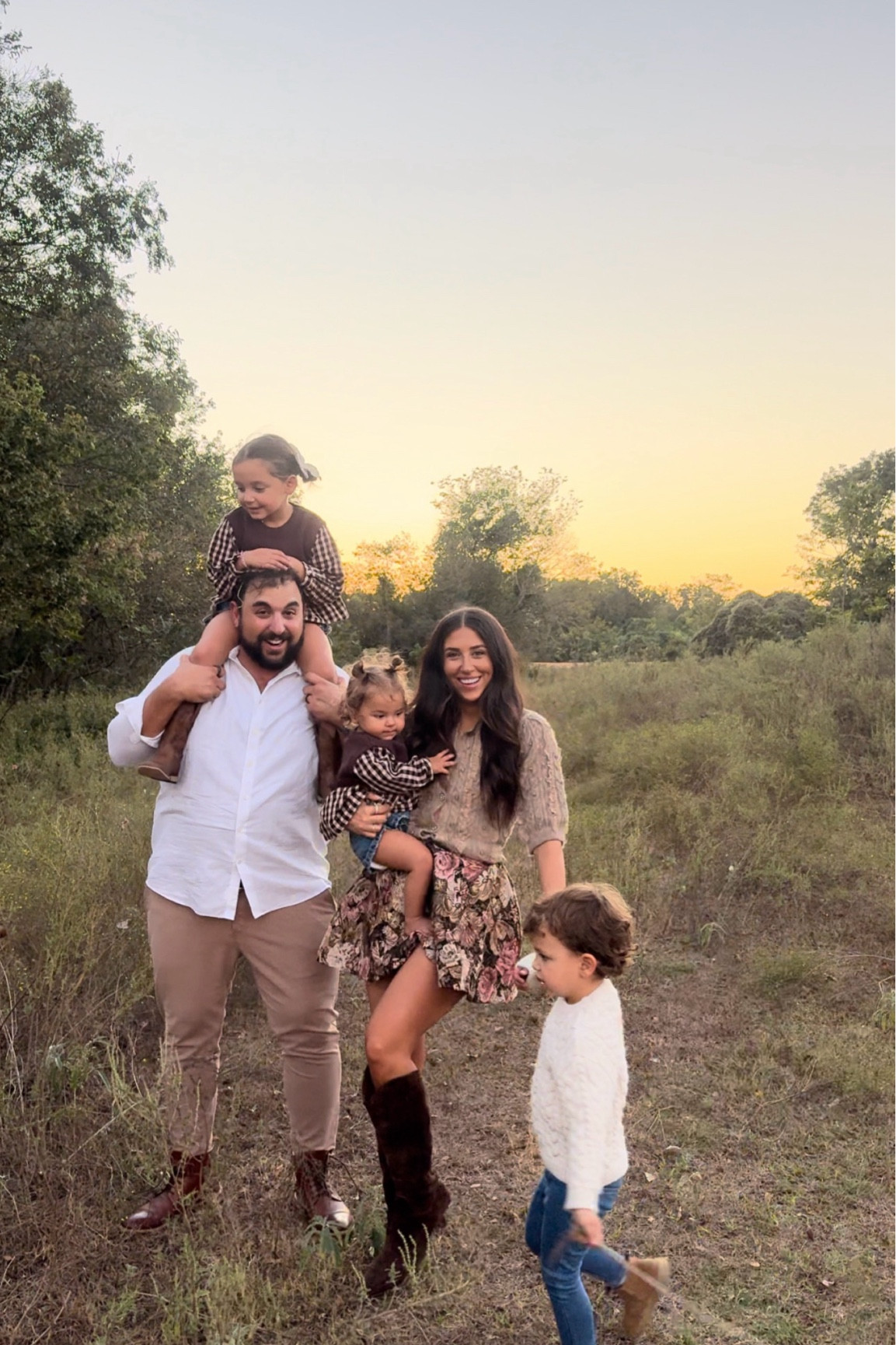 Top: small
Skirt: small
Kids are in Zara! 

Dressupbuttercup.com #dressupbuttercup #dederaad 

#LTKFindsUnder50 #LTKStyleTip #LTKSeasonal