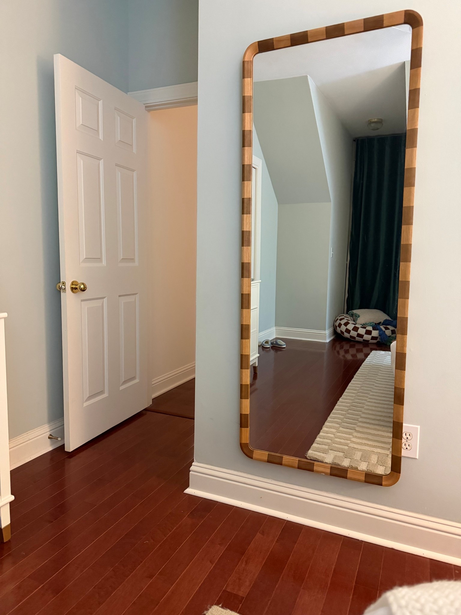 love a mirror I can sit down and do my makeup in front of! 

#LTKHome #LTKootd #LTKgrwm