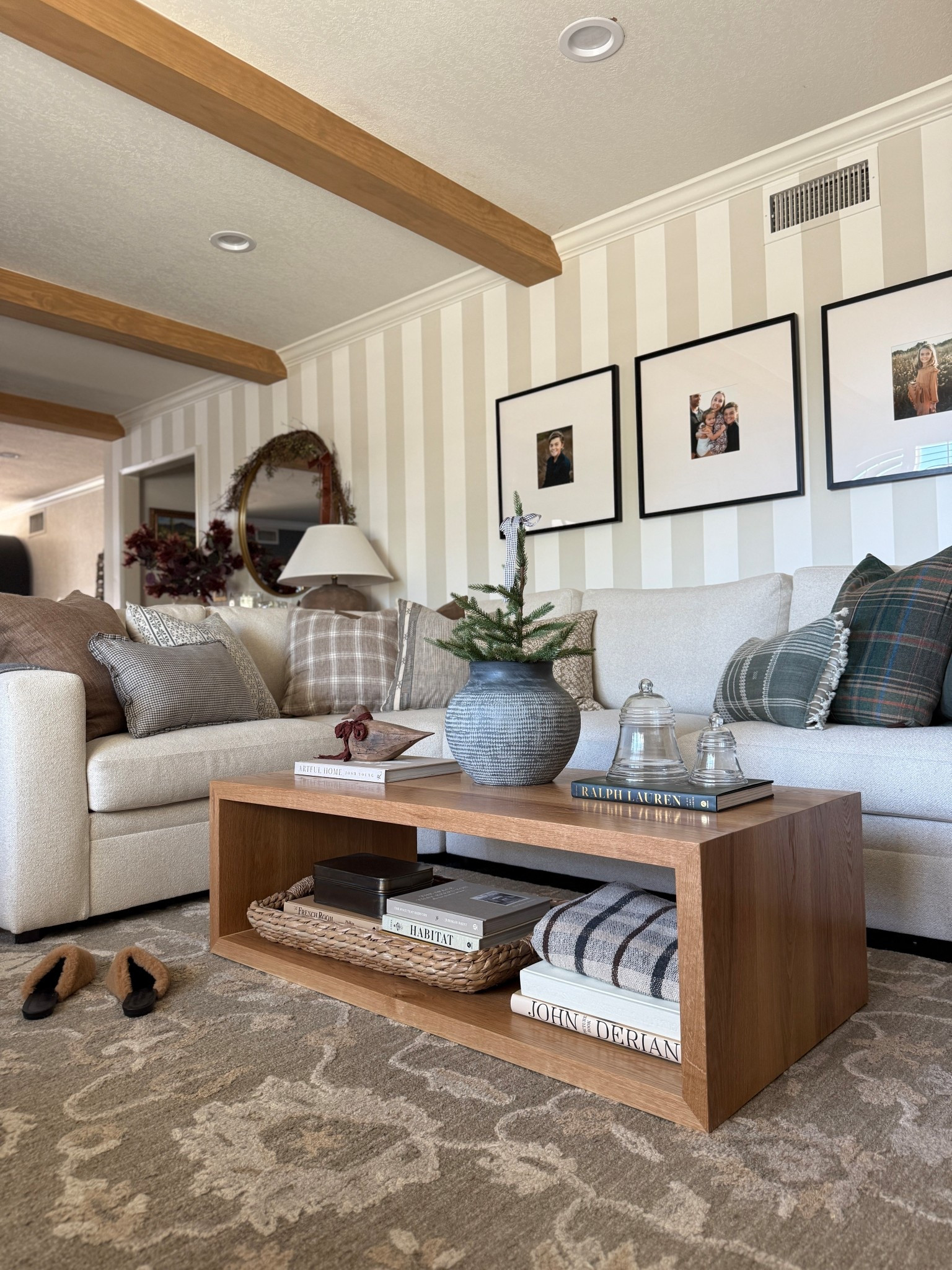 Neutral cozy christmas in the living room

#LTKSeasonal #LTKHome #LTKHoliday