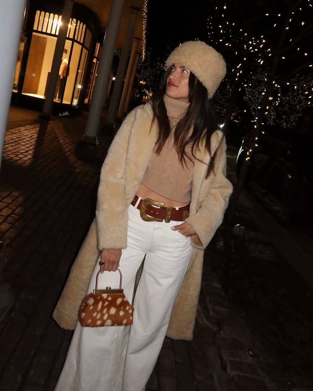 One last night in Aspen❄️

#LTKdayinmylife #LTKSeasonal #LTKootd