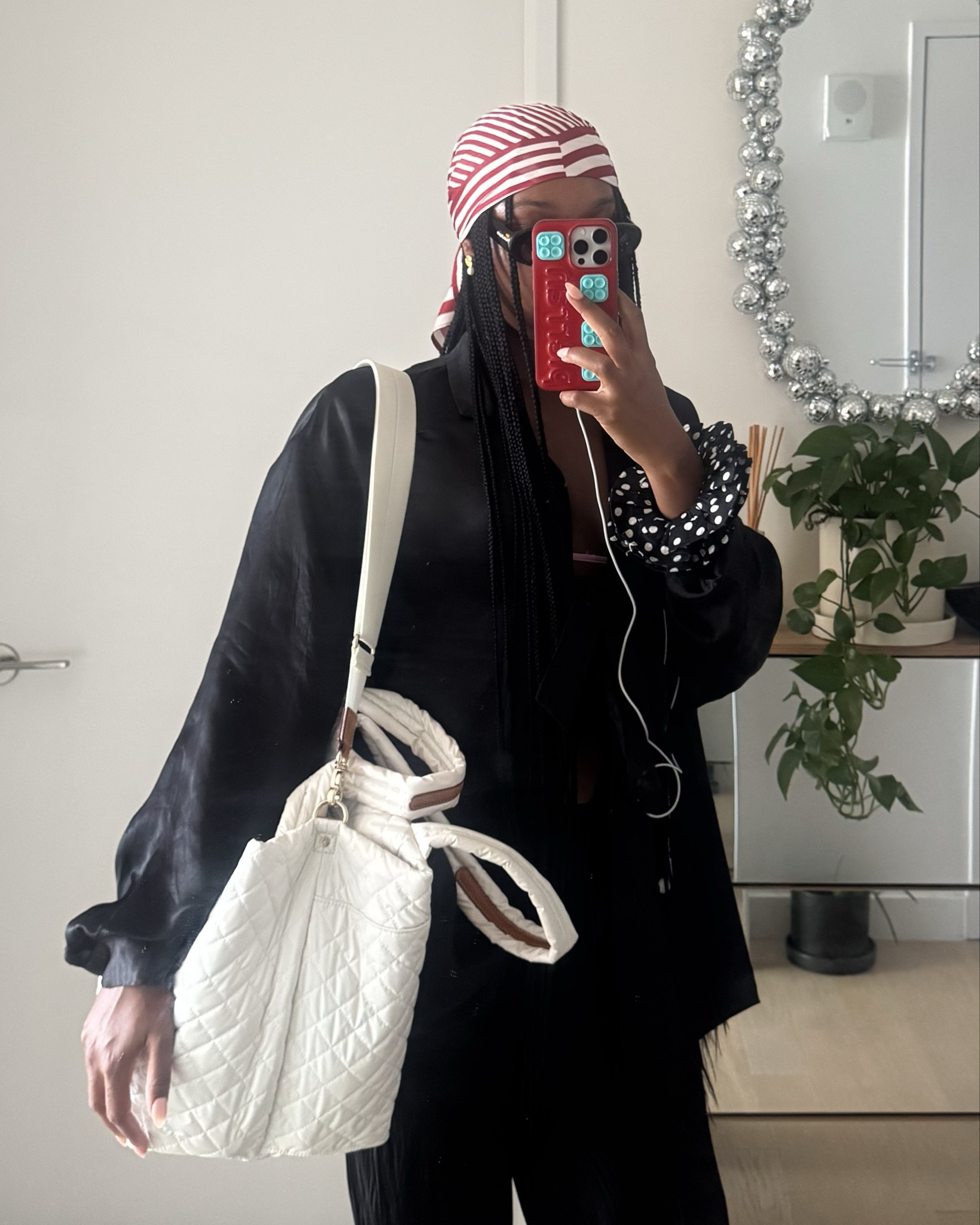 everyday black capsule wardrobe 

#LTKStyleTip #LTKWorkwear #LTKFindsUnder100