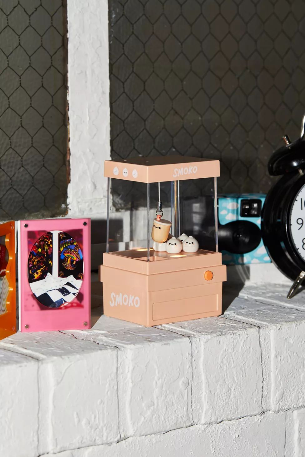 Smoko Claw Machine | Urban Outfitters (US and RoW)