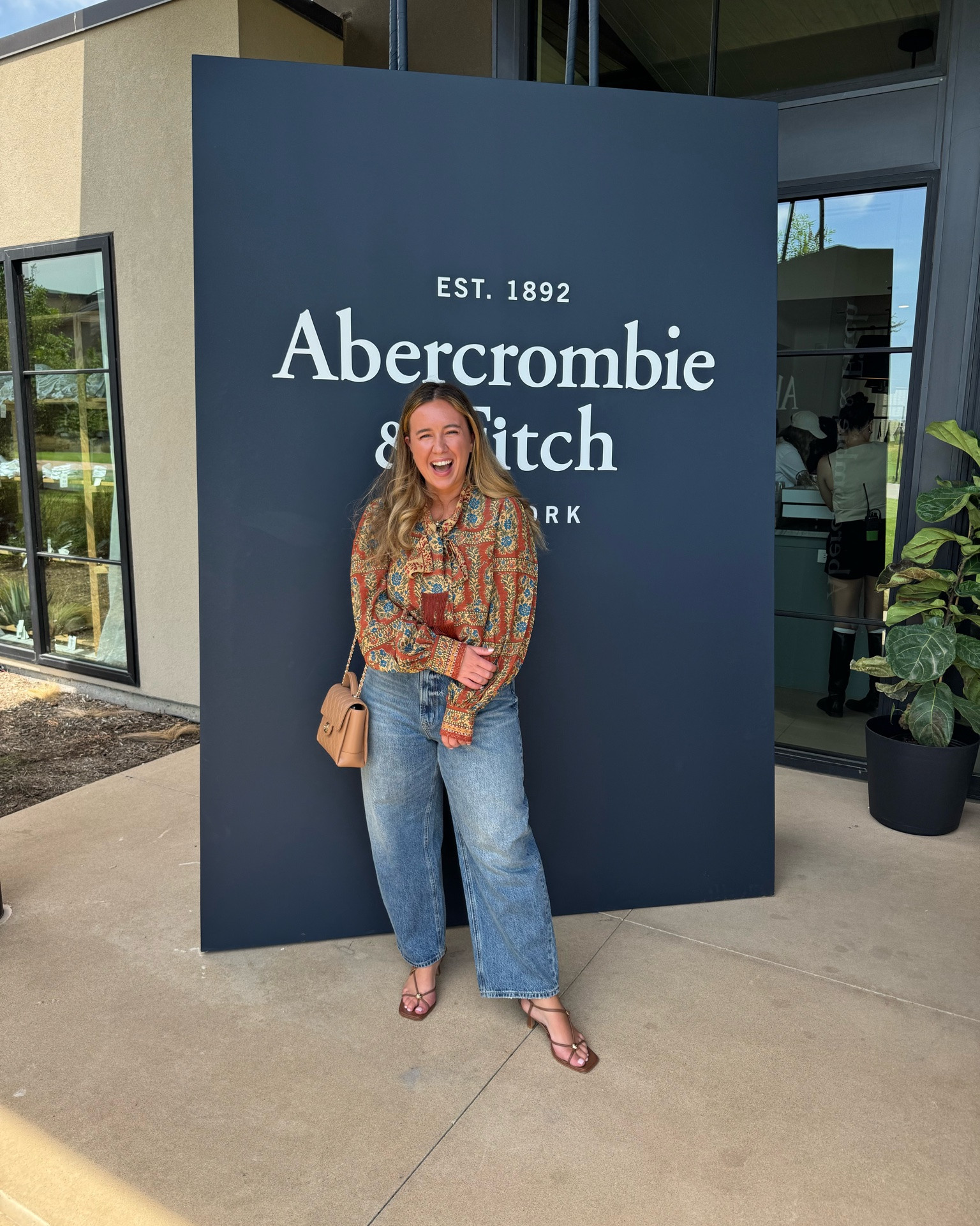 LTKCon Day 2 outfit at the @abercrombie house!

#LTKCon #LTKSaleAlert #LTKootd