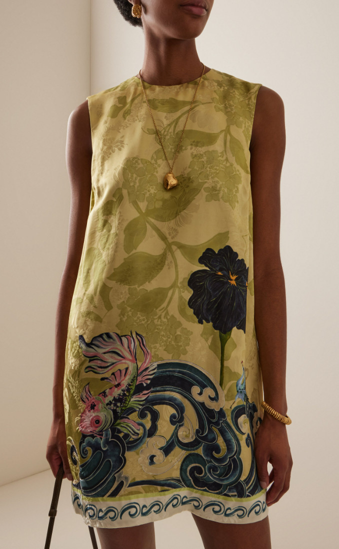 need this dress!  

 #LTKSeasonal #LTKParties #LTKStyleTip