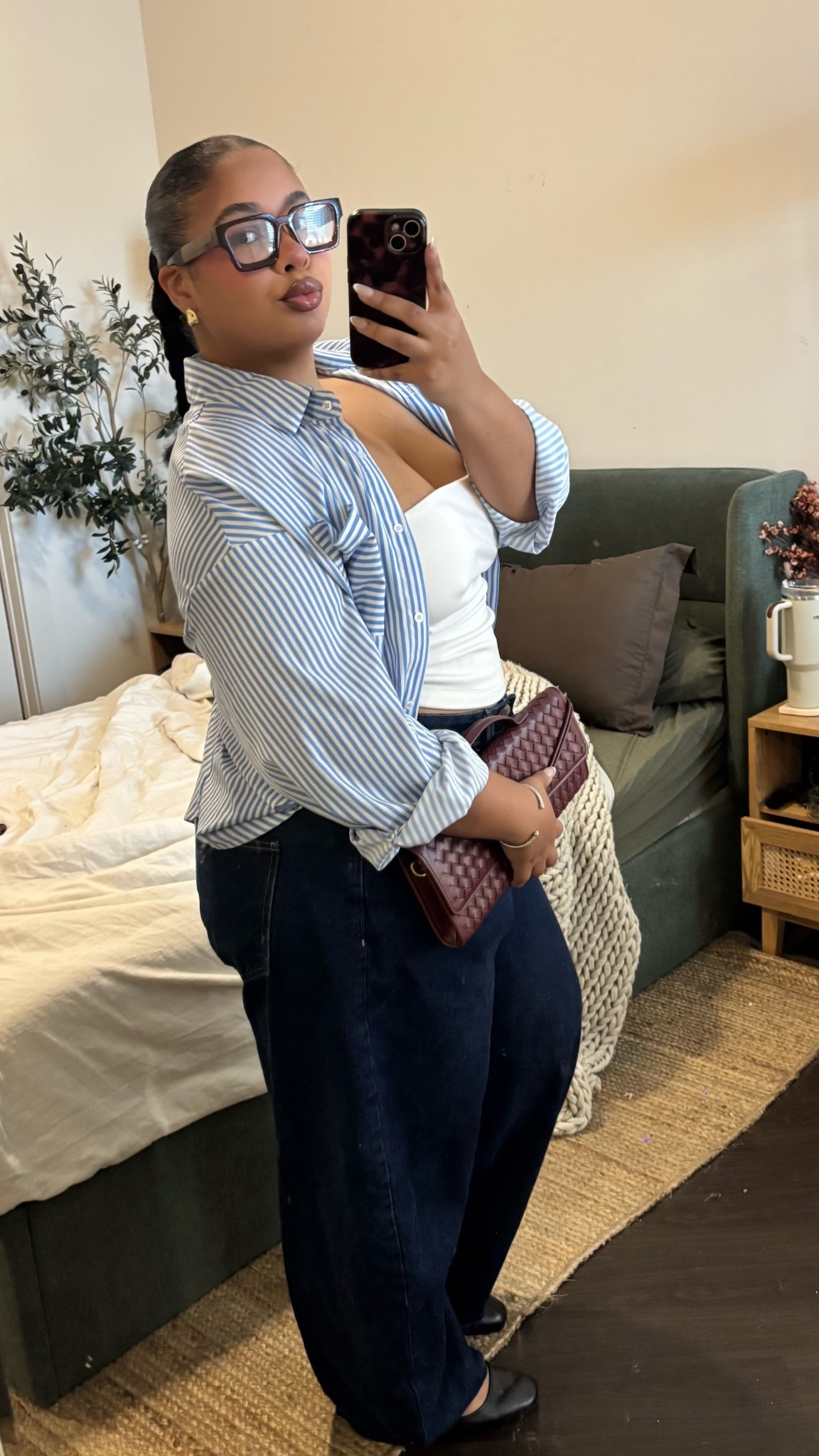 Casual ootd

#LTKootd #LTKgrwm #LTKmorningroutine