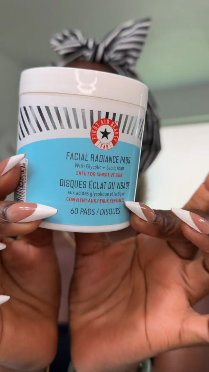 After my workouts, I like to use a BHA or AHA to exfoliate my armpits (either before or after the shower). Lights dark spots, smooths skin and prevents body odor. Using the First Aid Beauty Facial Radiance Pads today.

#LTKBeauty #LTKFindsUnder100