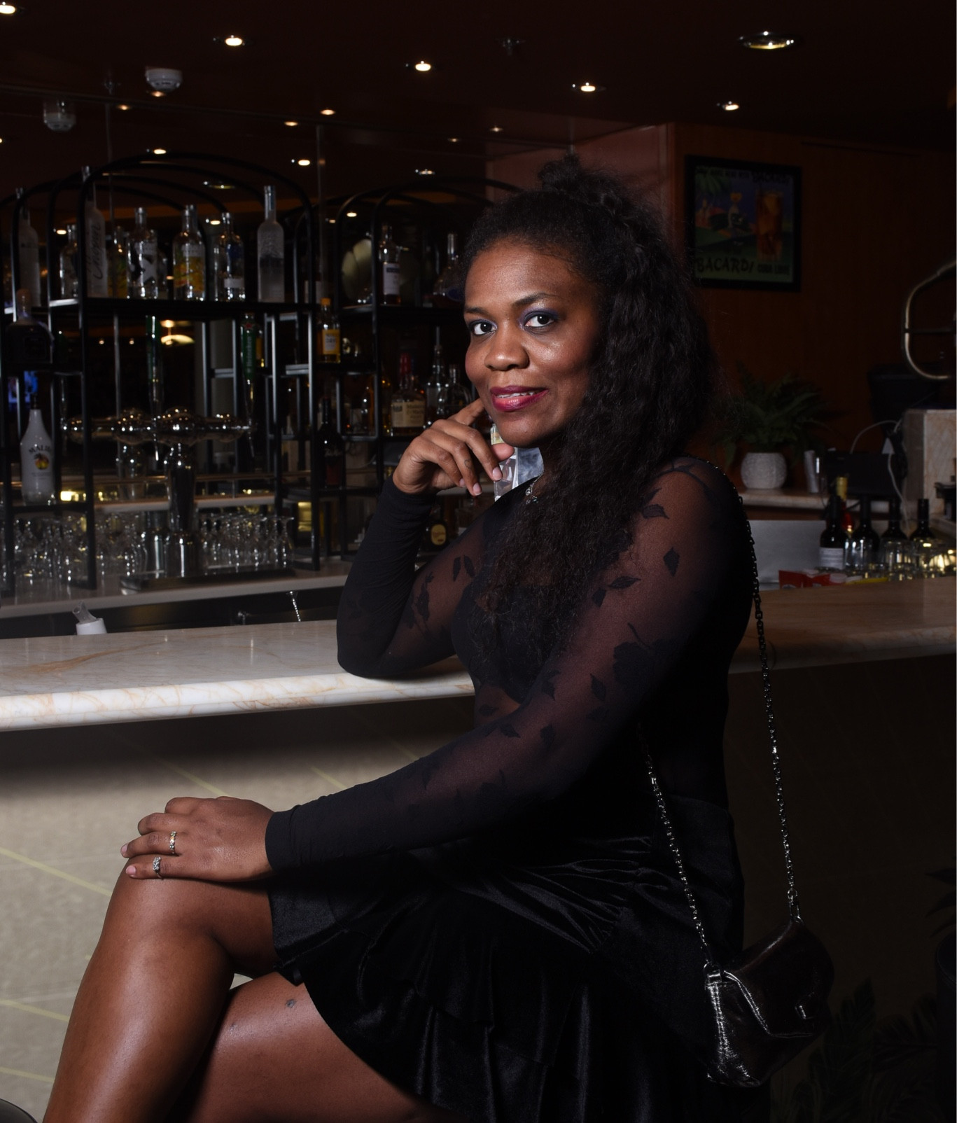 As blusas de tule estão ficando cada vez mais atemporais. Se você quer dar um pitada sensual mas ao mesmo tempo elegante para o seu look invista nessa peça. 😉

#garimpodakelly #blusadetule #tendencias2023 #tendencias #lookallblack 

#LTKstyletip #LTKbeauty #LTKbrasil