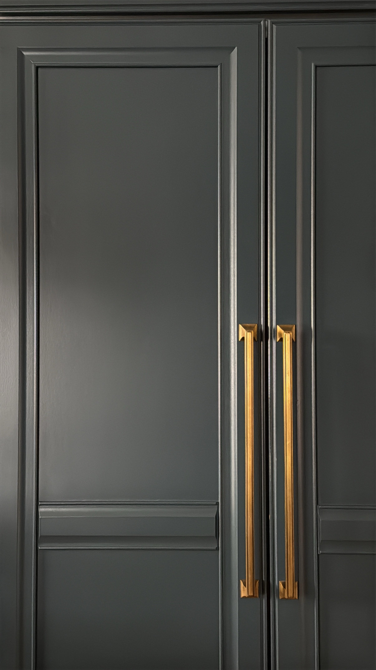 Kitchen design PSA.. larger cabinet doors & drawers and panel-ready appliances require appliance pulls or substantial hardware! 

 #LTKHome #LTKWatchNow