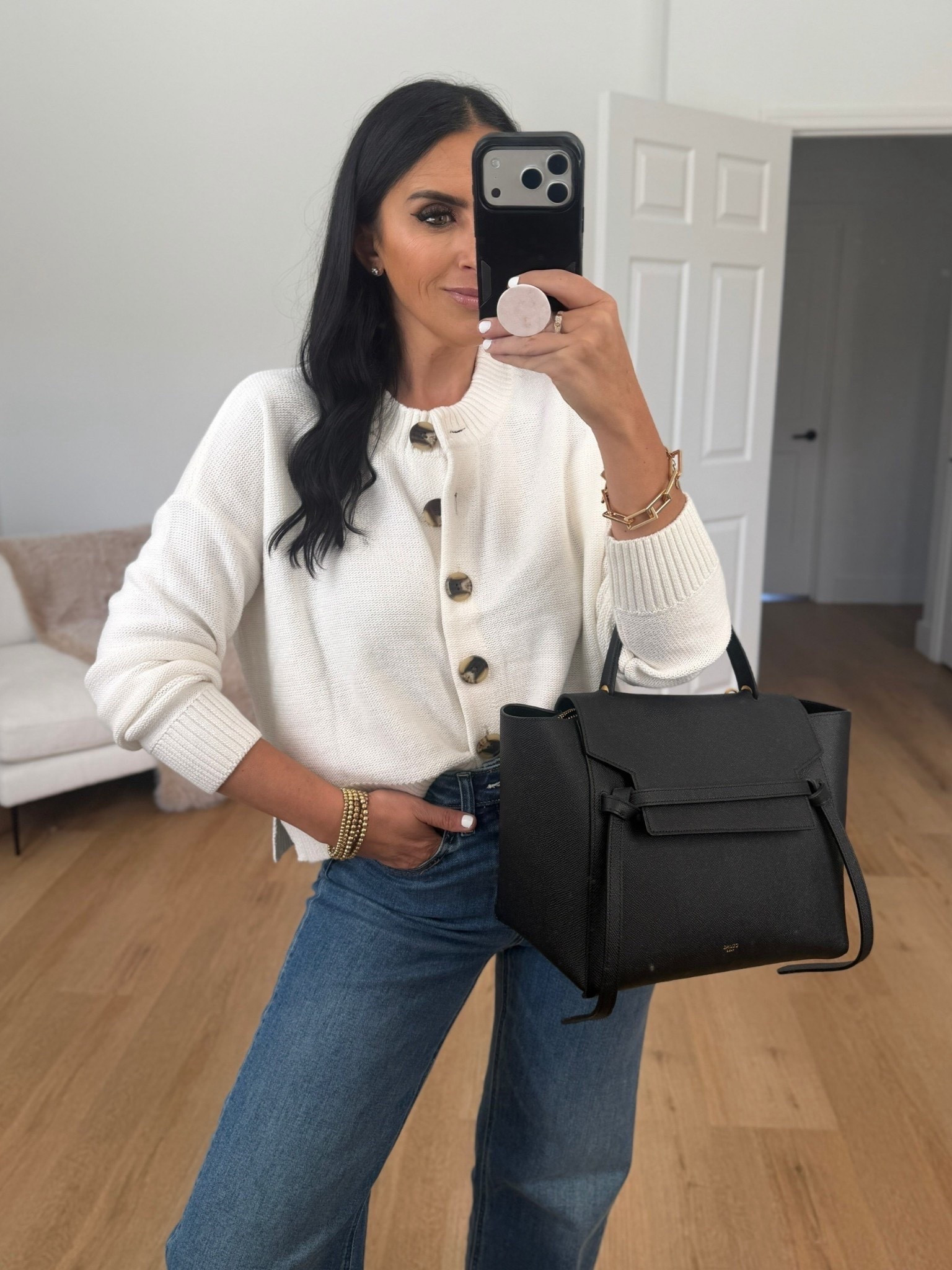 Quince 100% Organic cotton cropped cardigan wearing size medium only $49