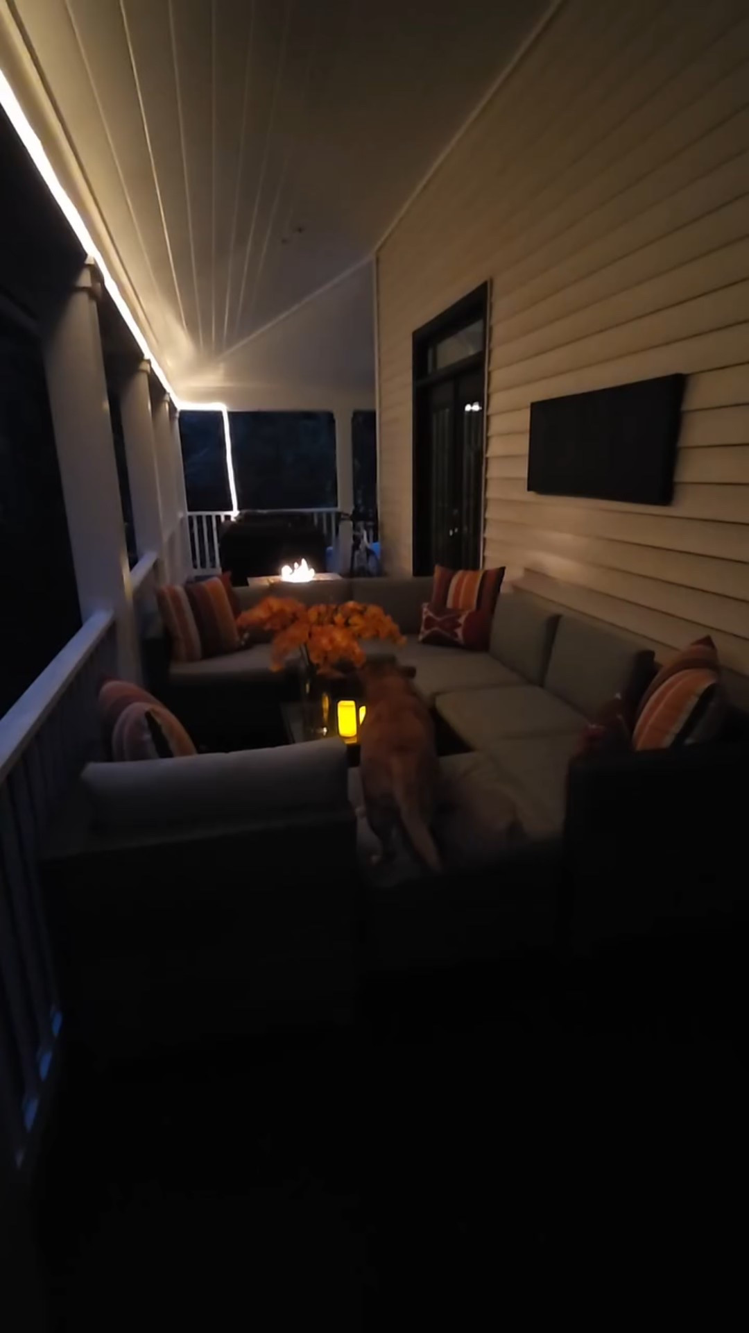 Ok Fall. You can start now. #homedecor #fallvibes #porch #styling