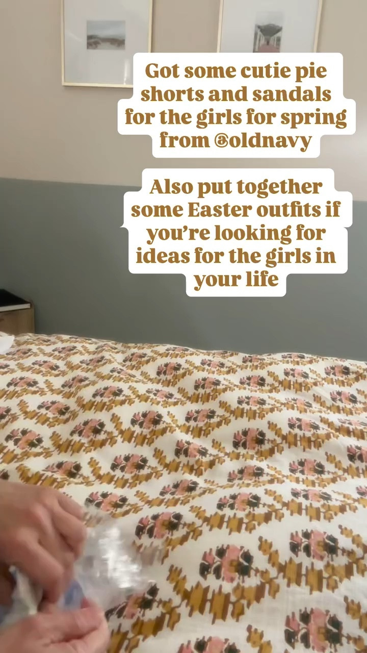 Got some cutie pie shorts and sandals for the girls for spring from @oldnavy

Also put together some Easter outfits if you’re looking for ideas for the girls in your life
