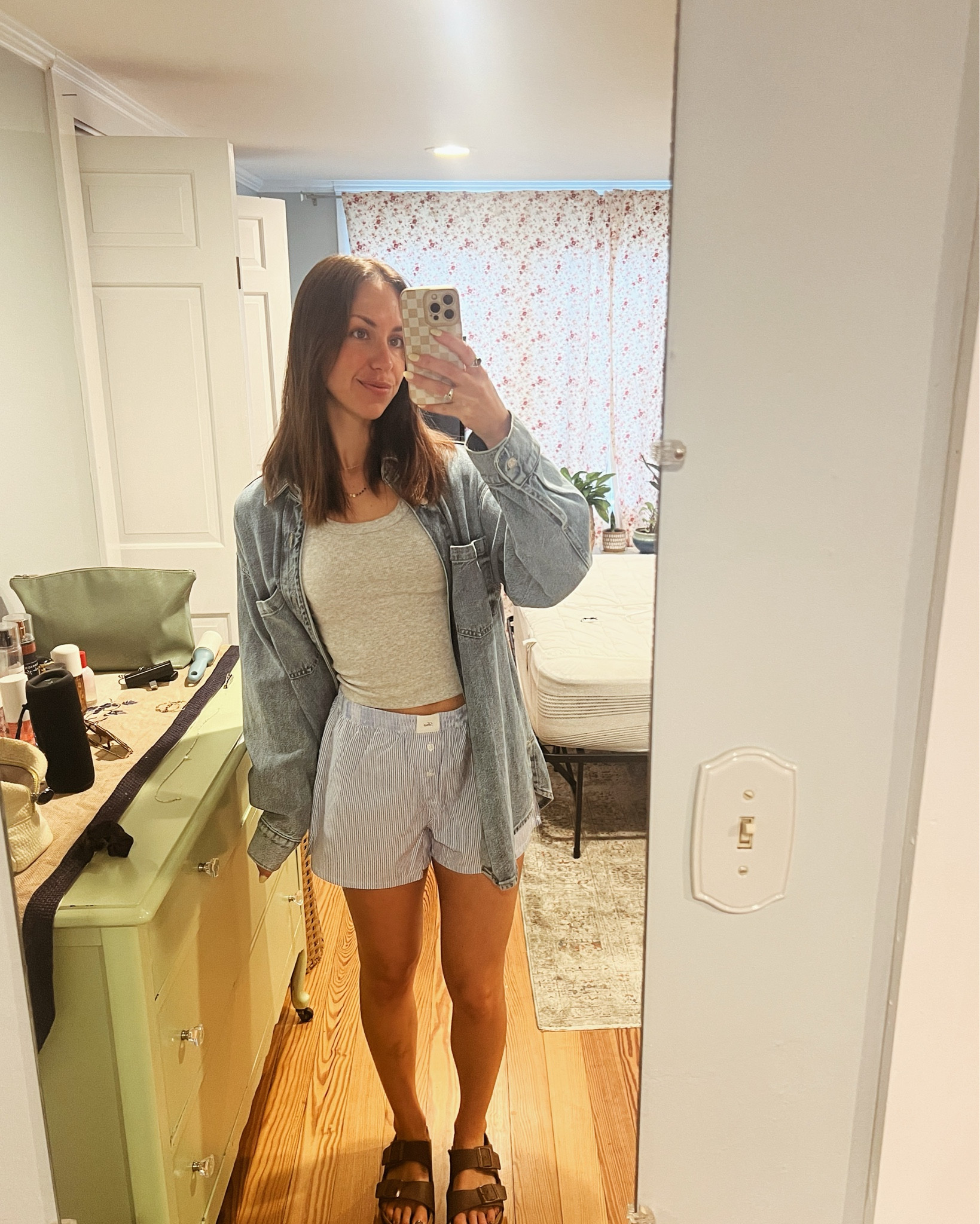 Love these boxer shorts from Aritzia! The perfect farmers market chill outfit. 🫶🏼👏🏻

#LTKSummerEdit #LTKStyleTip #LTKSeasonal