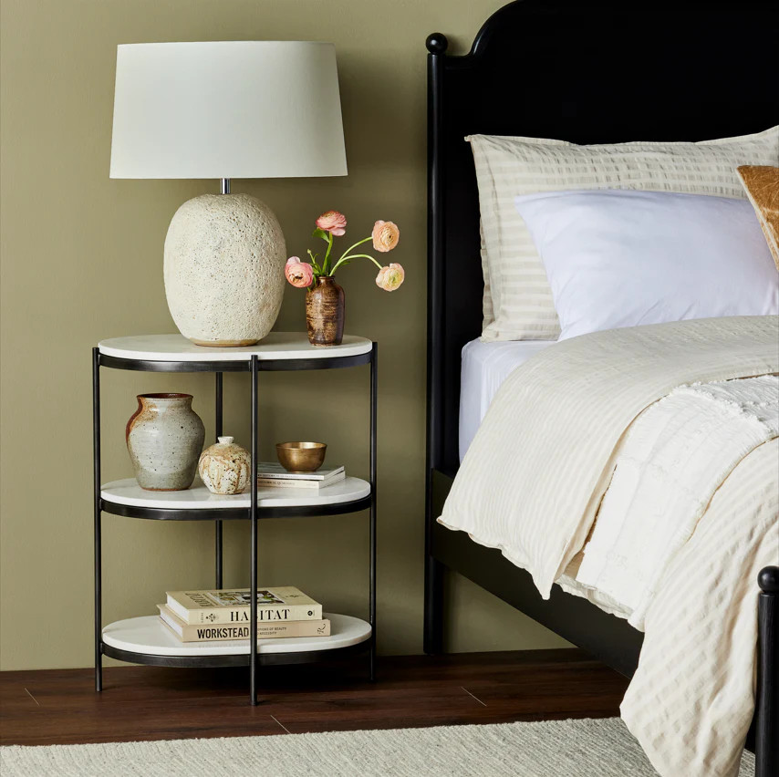 Lily Nightstand | Magnolia
