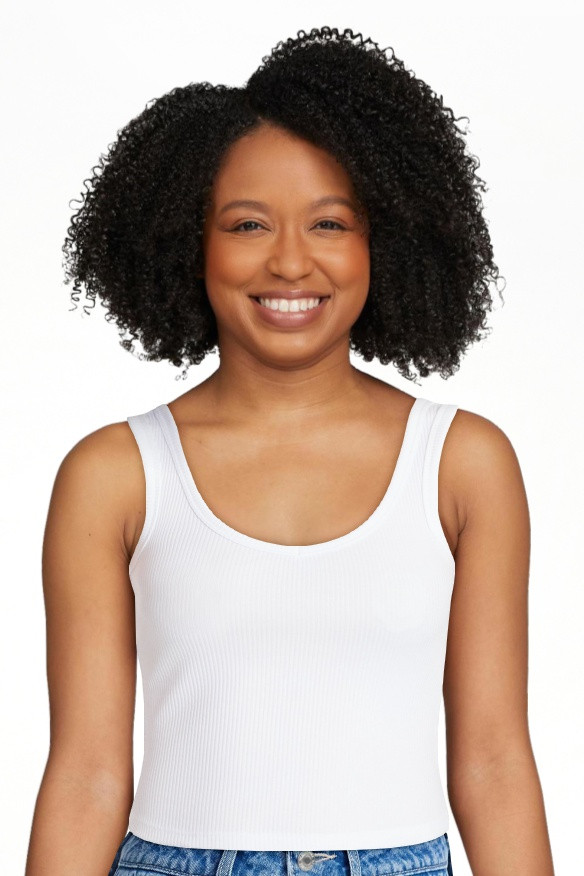 No Boundaries Cropped V-Neck Tank Top, Women’s XXS-XXL | Walmart (US)