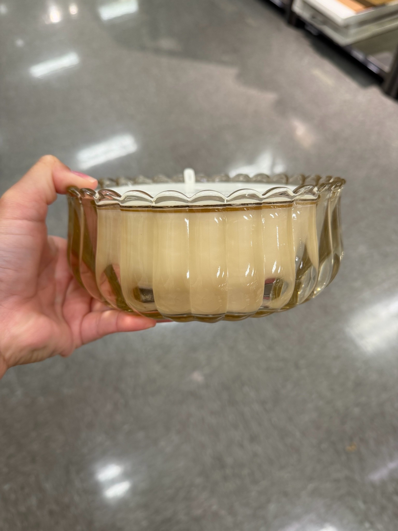 This candle smells amazing! Love the color and design of the glass. 
#falldecor #homedecor #candle #hearthandhand

#LTKHome #LTKSeasonal