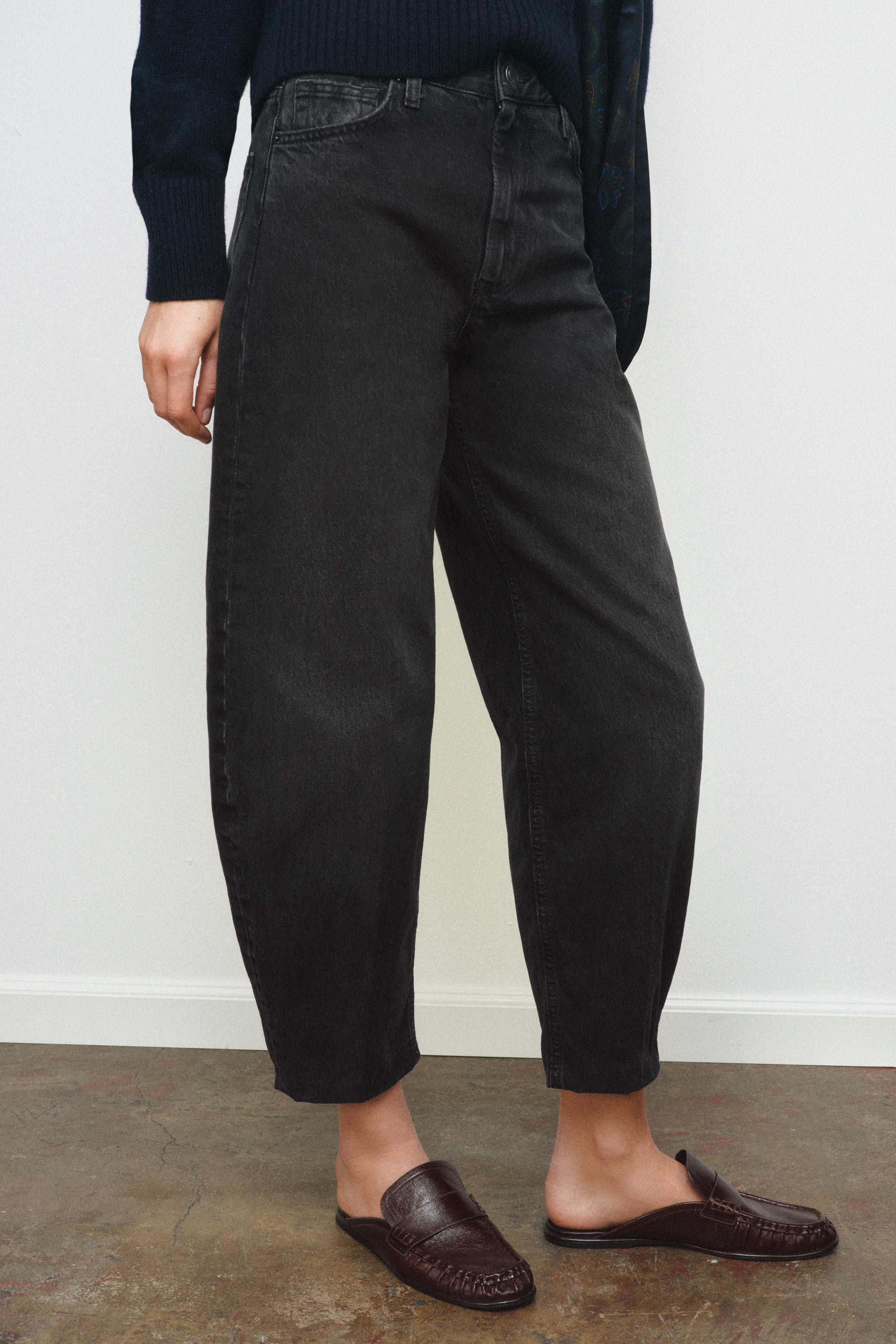 ZW COLLECTION BARREL HIGH-WAIST JEANS | Zara US