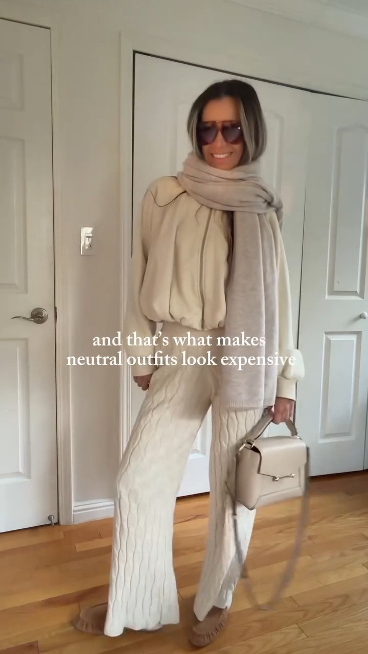 When wearing monochrome outfits play with different textures and you’ll instantly elevate the look!
Follow @justglow011 for more stylist tips

Wearing sz XS in pants - organic cotton and cashmere

Camel suede loafers trs 



#LTKHoliday #LTKTravel #LTKmomlife