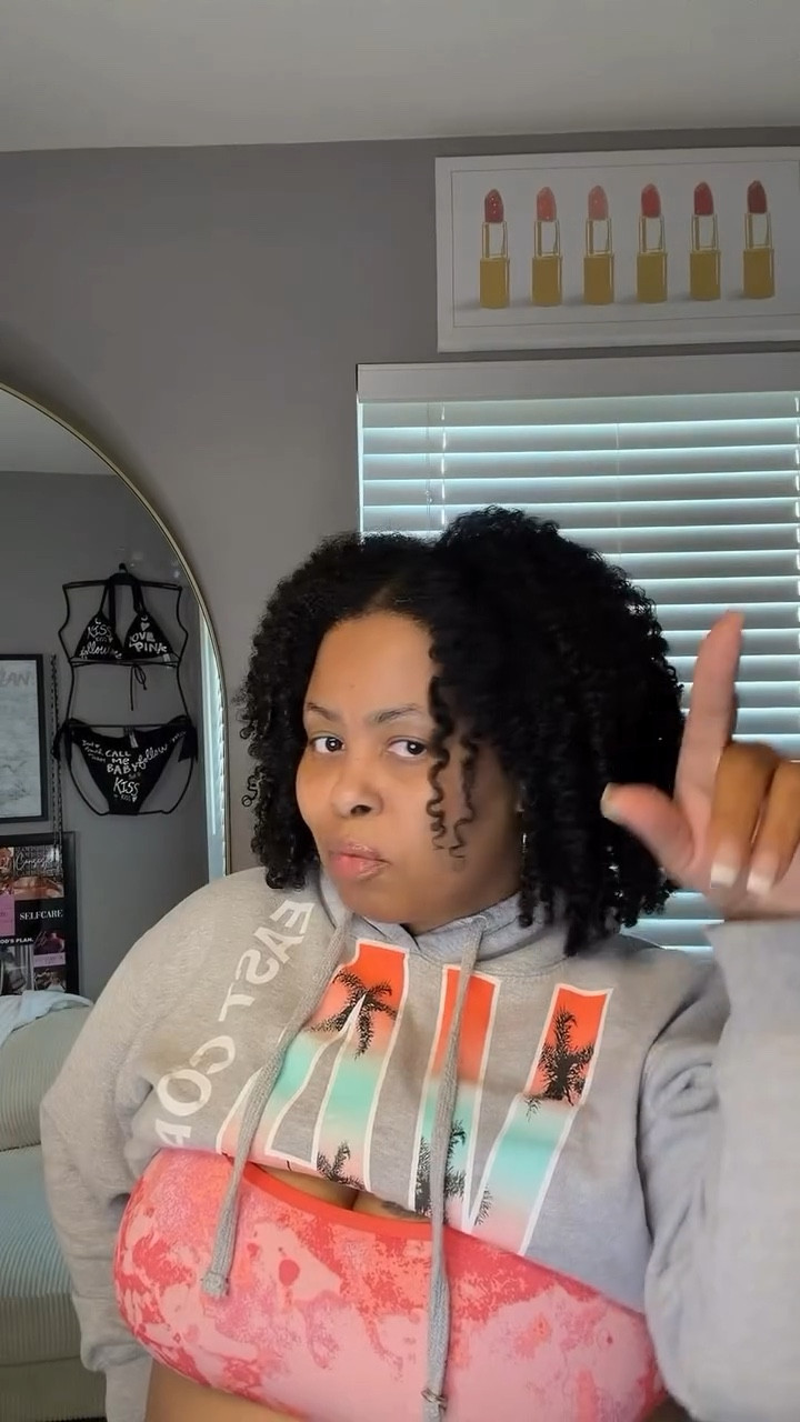 Had to hop on this Hairdresser Challenge

Products used: @designessentials 
Hairdresser: @ky.311 

#Hairdresser #hairtransformation
#DesignEssentials #SkyeNewman

#LTKselfcare #LTKdayinmylife