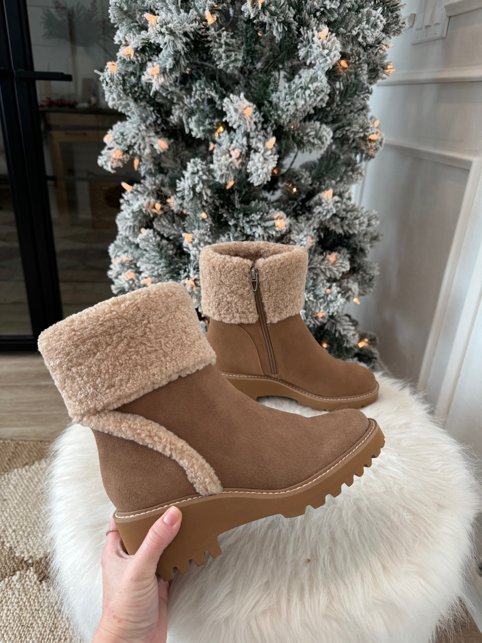 Love these boots for the season ahead. Also available in black! Great gift idea too

Boots
Winter shoes 
Booties 

#LTKHoliday #LTKShoeCrush #LTKSeasonal
