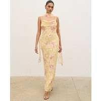 Pretty Lavish Eden Scarf Jacquard Printed Maxi Dress - Lemon Blush Floral - Yellow | Very (UK)