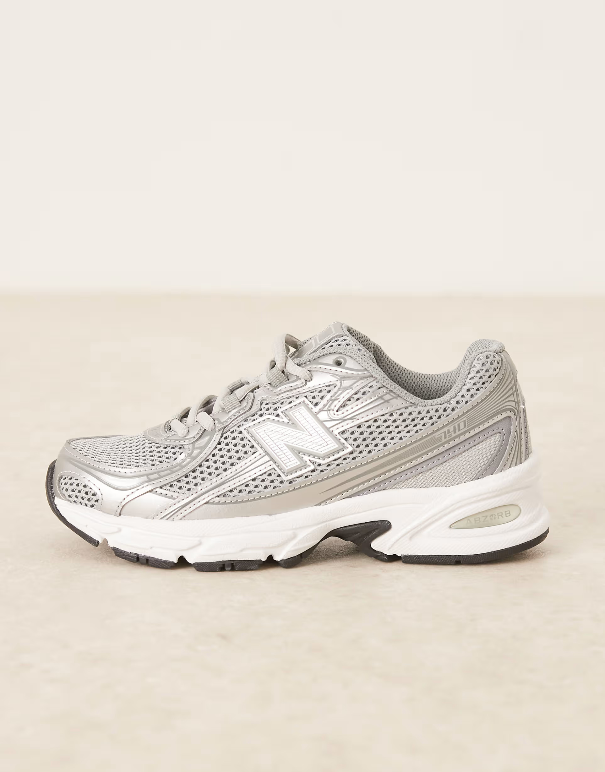 New Balance 740 trainers in grey | ASOS | ASOS (Global)