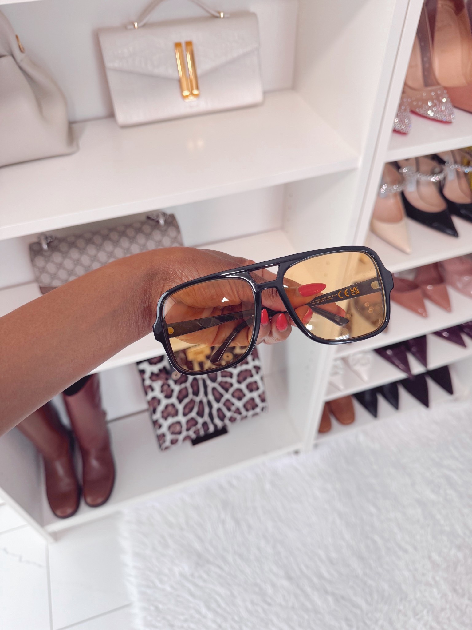 Sunglasses, oversized sunglasses, pilot sunglasses, affordable find eyewear, accessories.

#LTKootd #LTKFindsUnder50 #LTKGiftGuide