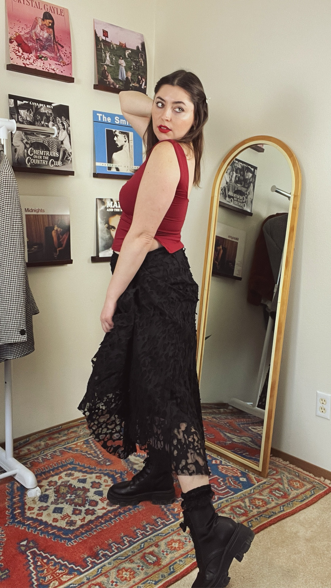 It’s a feminine & romantic vibe that’s still got some edge 🖤

This look is giving glam grunge, with some help from the safety pin I used to add some dimension to this beautiful lace maxi skirt. 

Whether you celebrate love by yourself, with friends, or with a partner this weekend, may your love affair with grunge be part of it 🫶

#LTKootd #LTKgrwm #LTKValentine