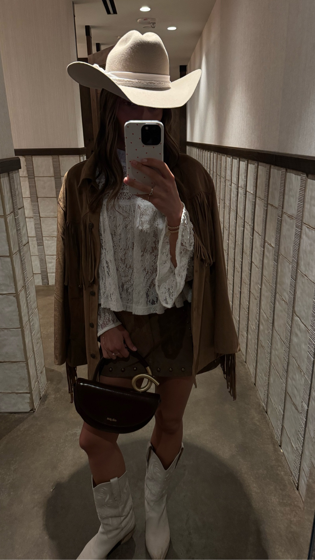 Get ready with me to go to the Rodeo! I almost freaked out when I realized I got the wrong size in the belt, but my outfit turned out cute anyways!! 

The belt I just bought is on sale, and I’m wearing a XS in the lace top! 

Everything is from Free People🤎#LTKValentine

#LTKootd #LTKTravel