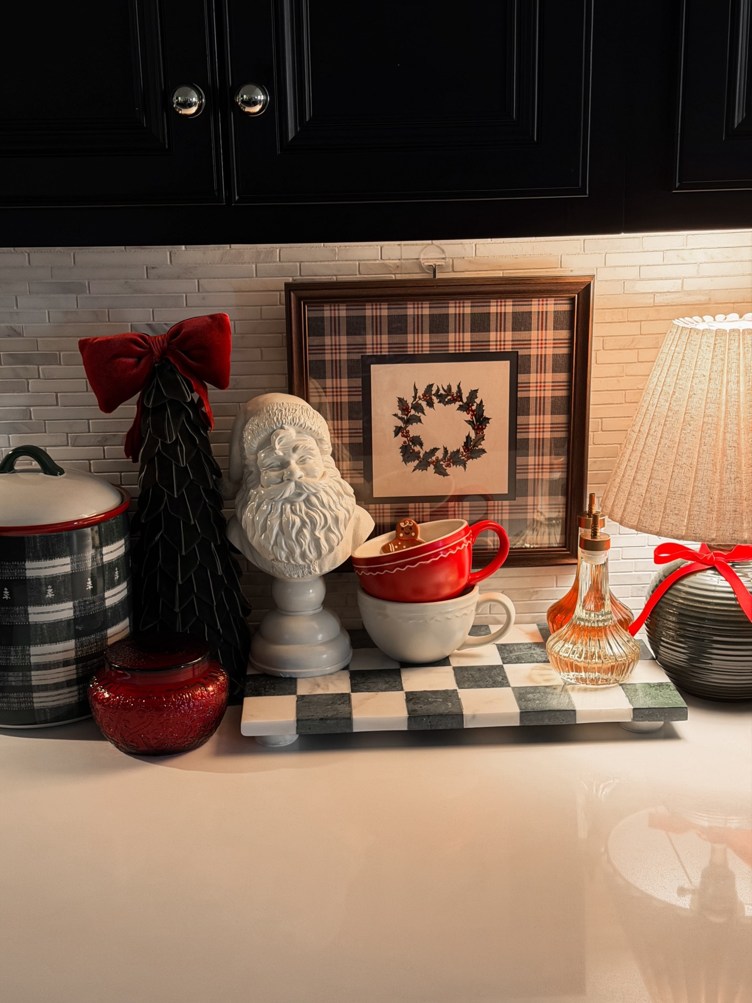 Holiday coffee bar, Cookie Jar, Hearth and Hand, Target, Holiday art, Holiday mug, Santa, Walmart

#LTKHome #LTKHoliday #LTKSeasonal