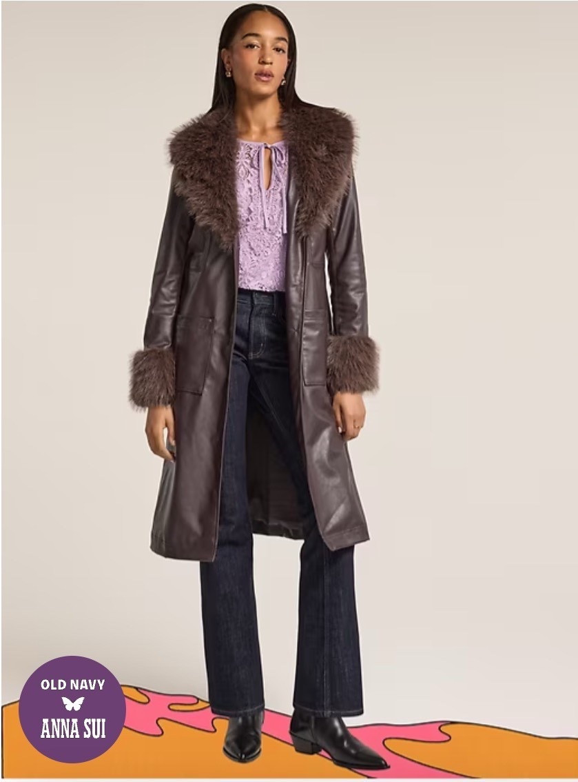 #Sale Alert! #AnnaSui's collection for #OldNavy is part of 40% off sale at Old Navy this weekend.
Grab this super smart vegan "leather " jacket with faux fur collar at a deep discount before it sells out! bit.ly/4ouAzFI 
#spons 

#LTKSaleAlert