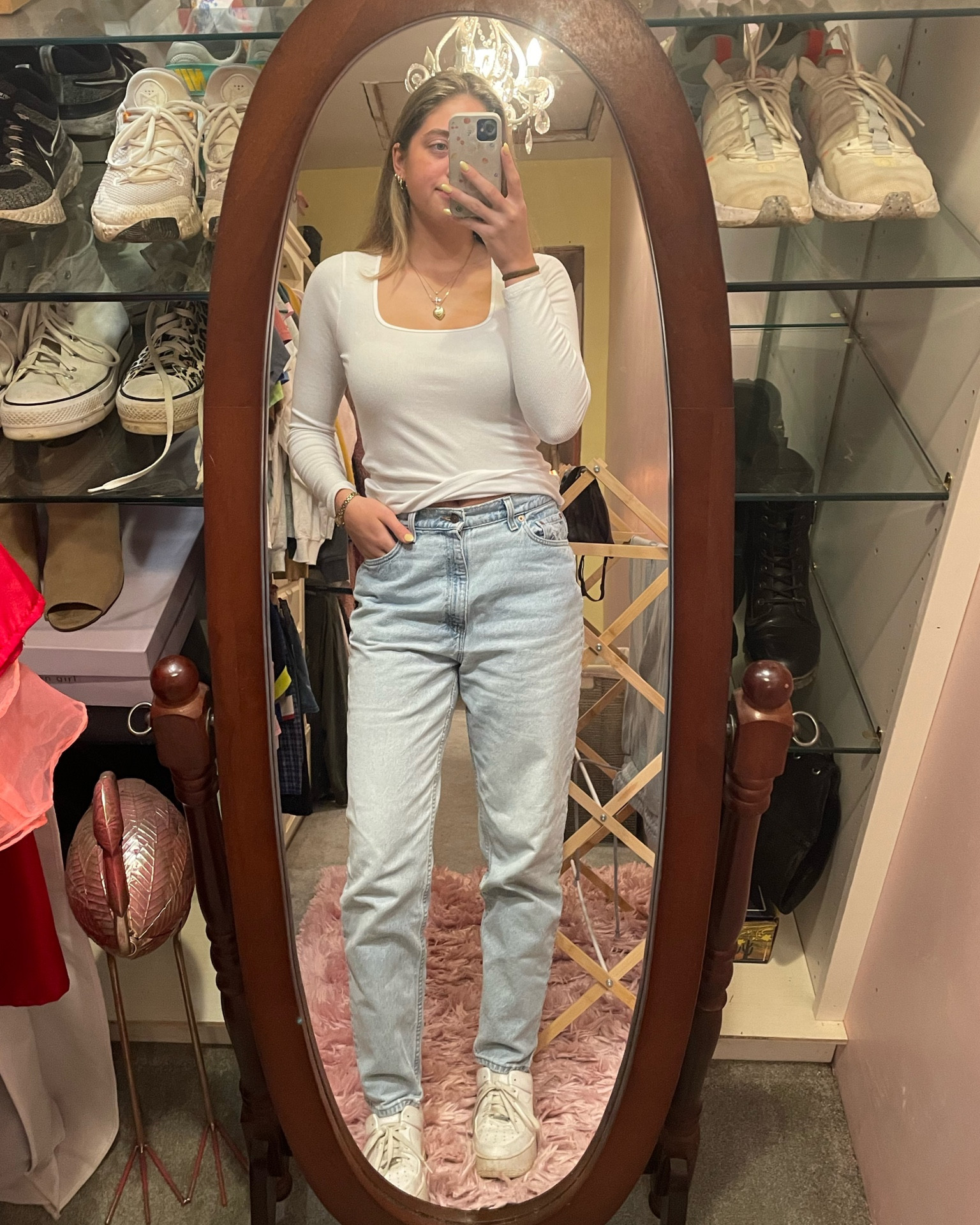 the cutest simple everyday outfit: medium top and medium bottoms

#LTKstyletip #LTKworkwear