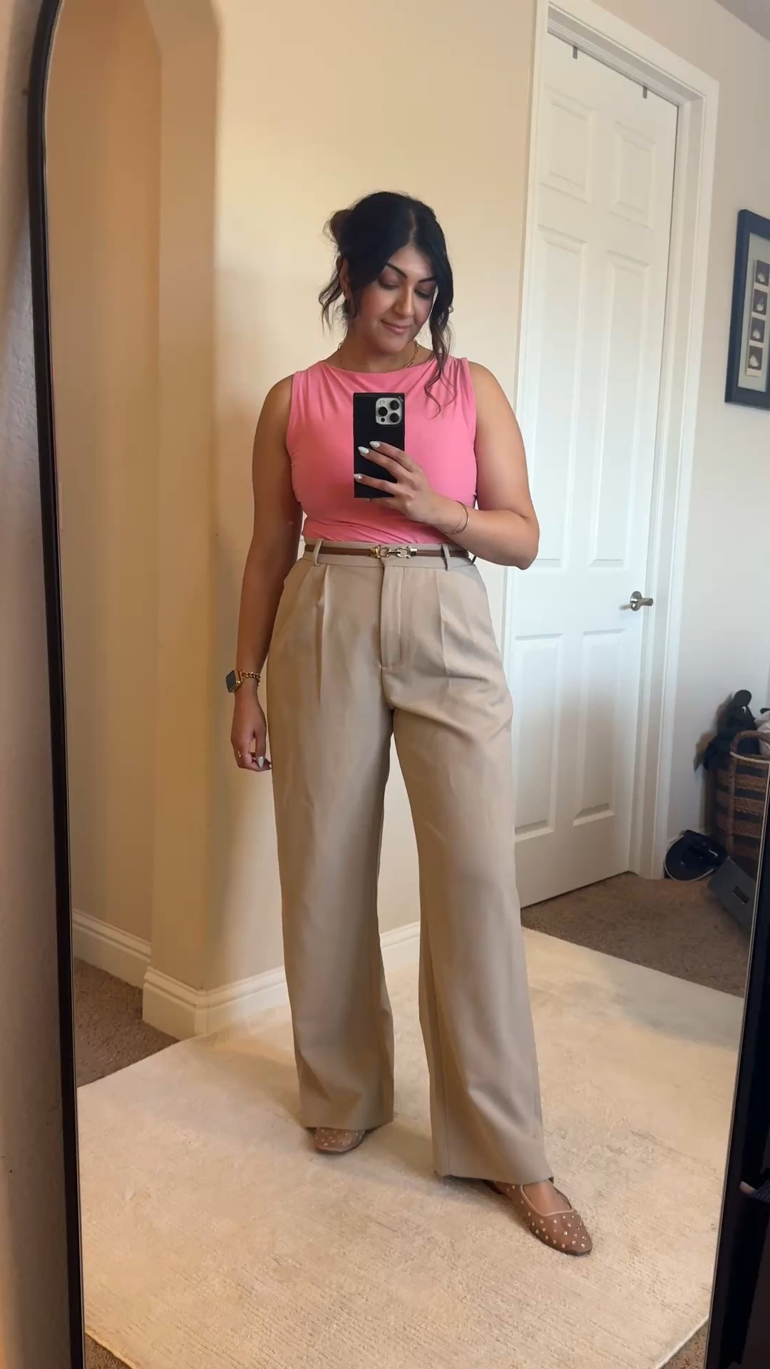 My favorite work pants are on sale BOGO 50% off. They cover the belly area and a look professional and polished. I’ve paired these with a blazer, trench coat, cardigans or even a plain top like I have here. 

I’m wearing a size 10 long. I am 5’8.

Perfect for:
• office days 
• client meetings 
• presentations
• work dinners 
• polished everyday wear 

Work outfit inspo, elevated office style, modern workwear staples, capsule wardrobe essentials, chic professional outfits, office outfit, work pants

#WorkingWomenStyle #OfficeOutfitInspo #WorkwearForWomen



#LTKSaleAlert #LTKootd #LTKWorkwear