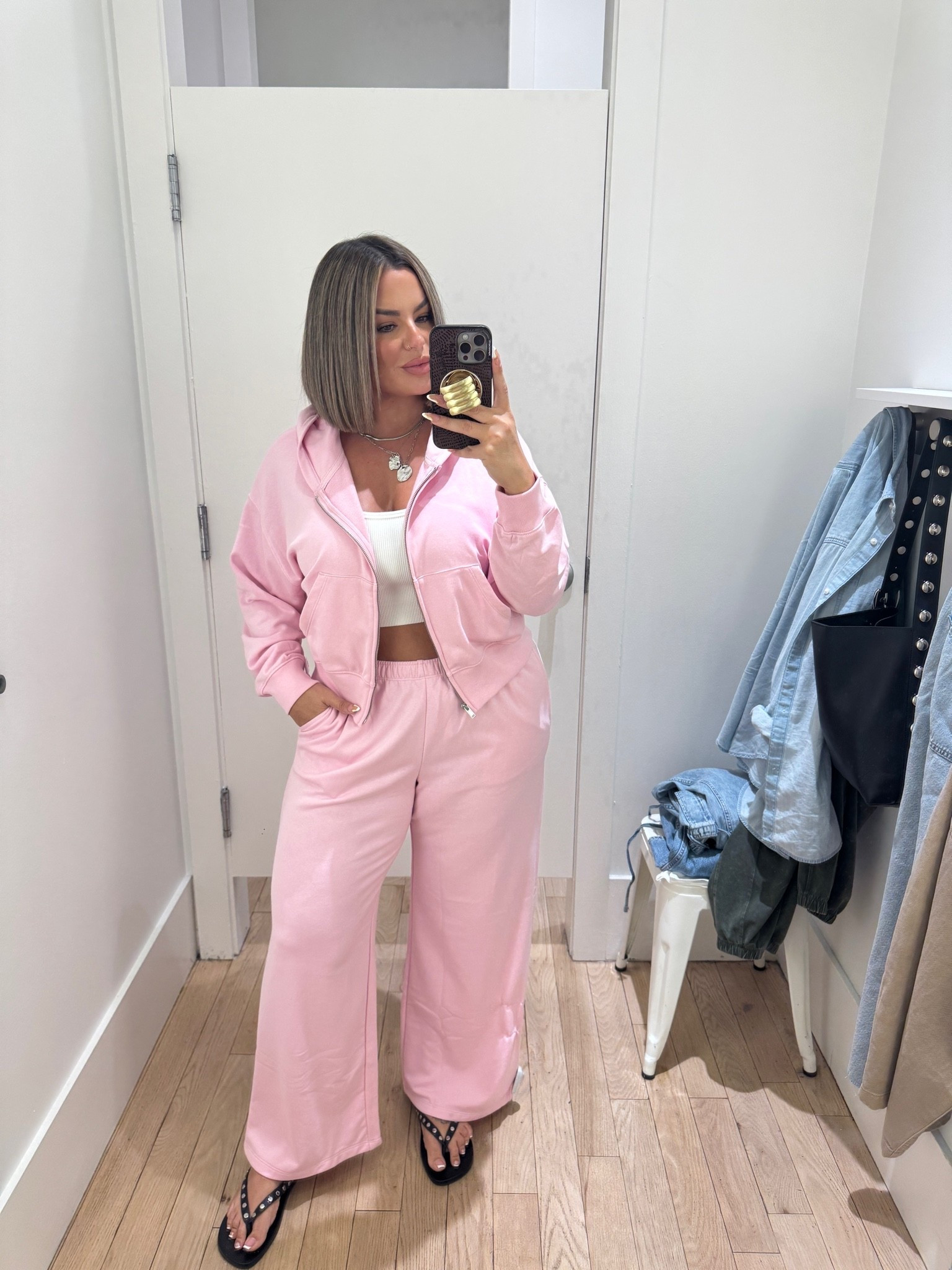 Went in gap to see what was new and saw these cute sets just dropped for fall. They had a bunch of colors if pink isn’t your vibe. 

Sweatshirt is oversized I’m doing a M 
Pants L reg length.